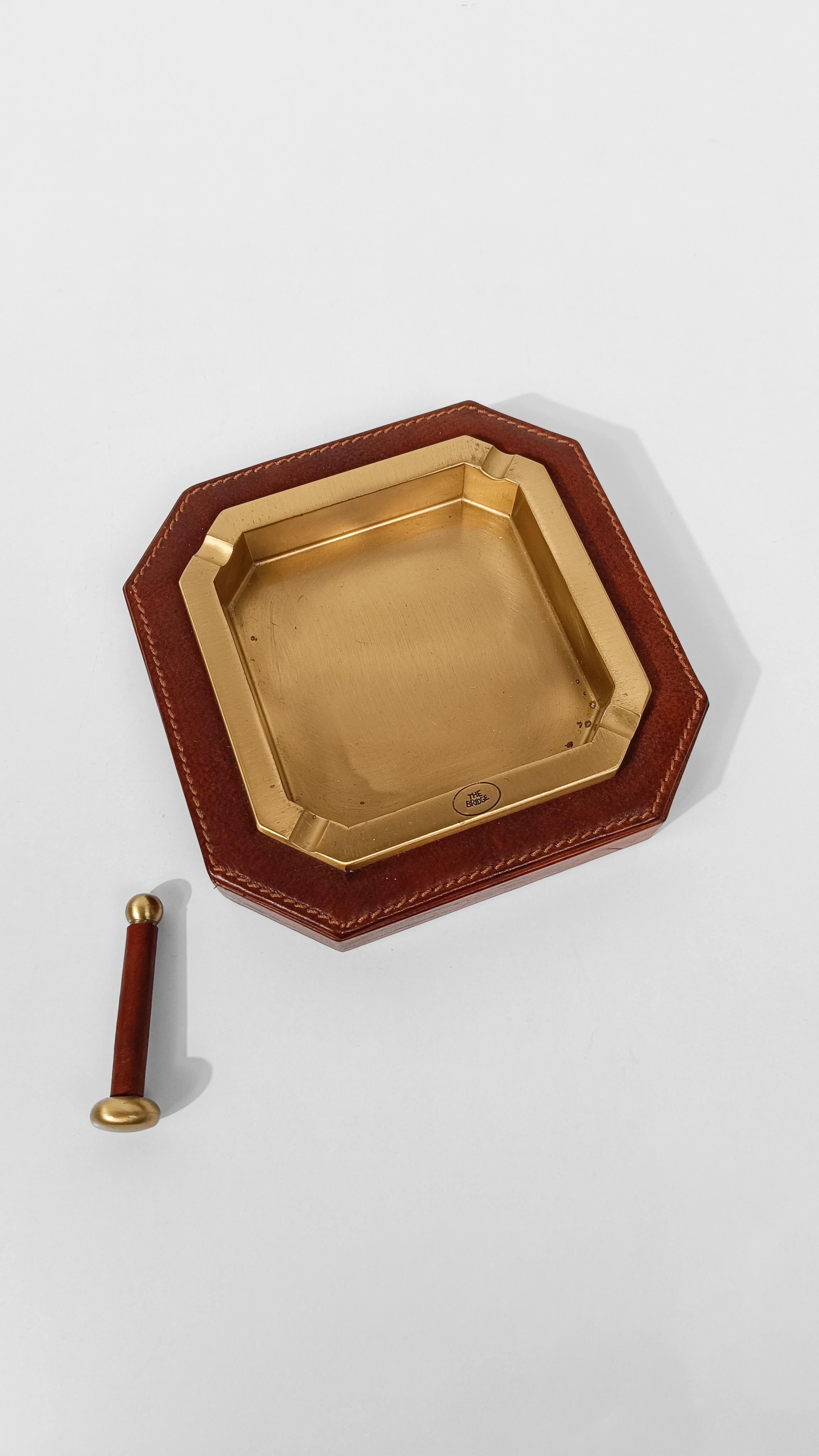 Italian Cigar Ashtray made in Brass And Cognac Leather By The Bridge For Sale 6