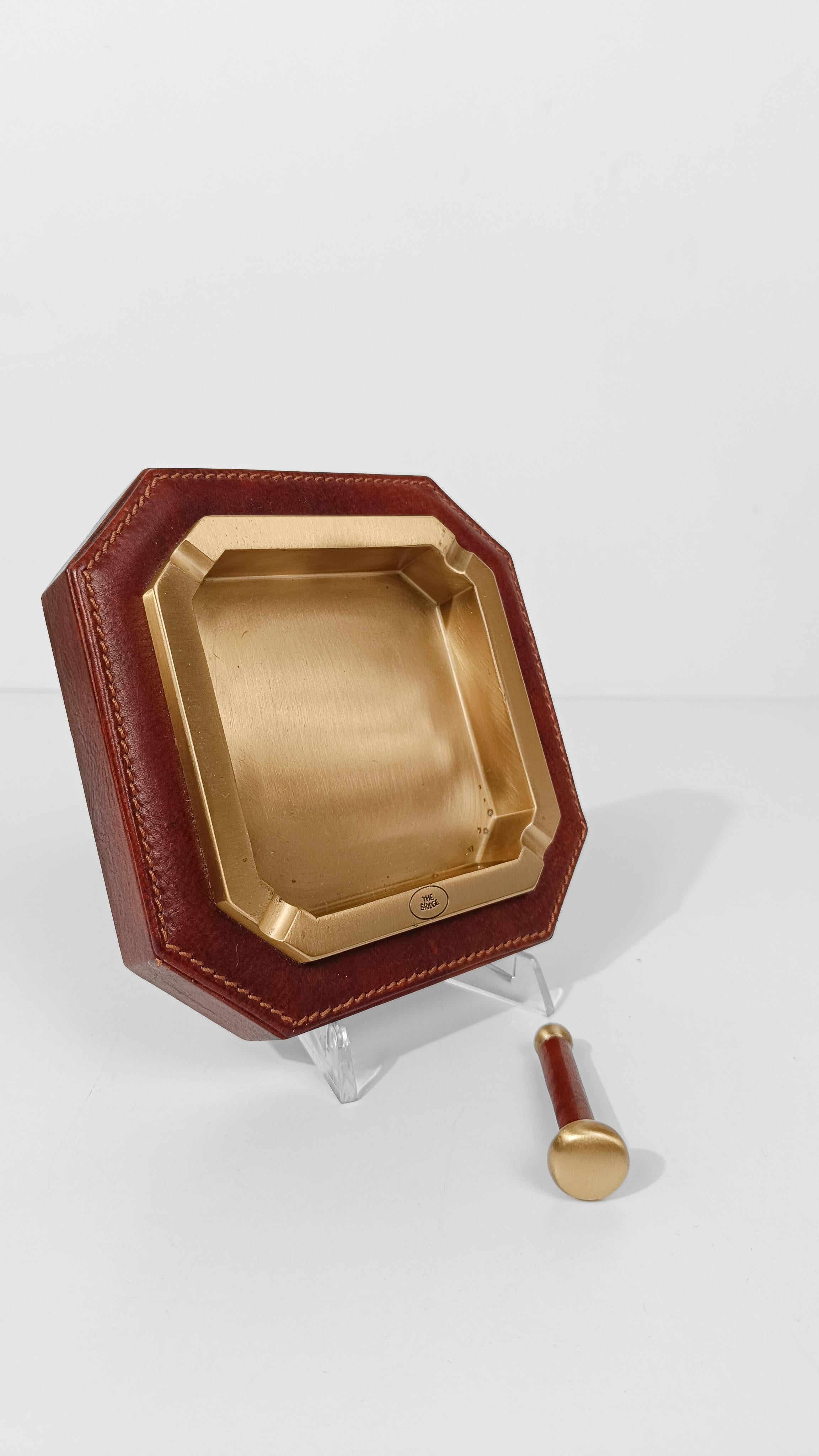 Italian Cigar Ashtray made in Brass And Cognac Leather By The Bridge For Sale 10