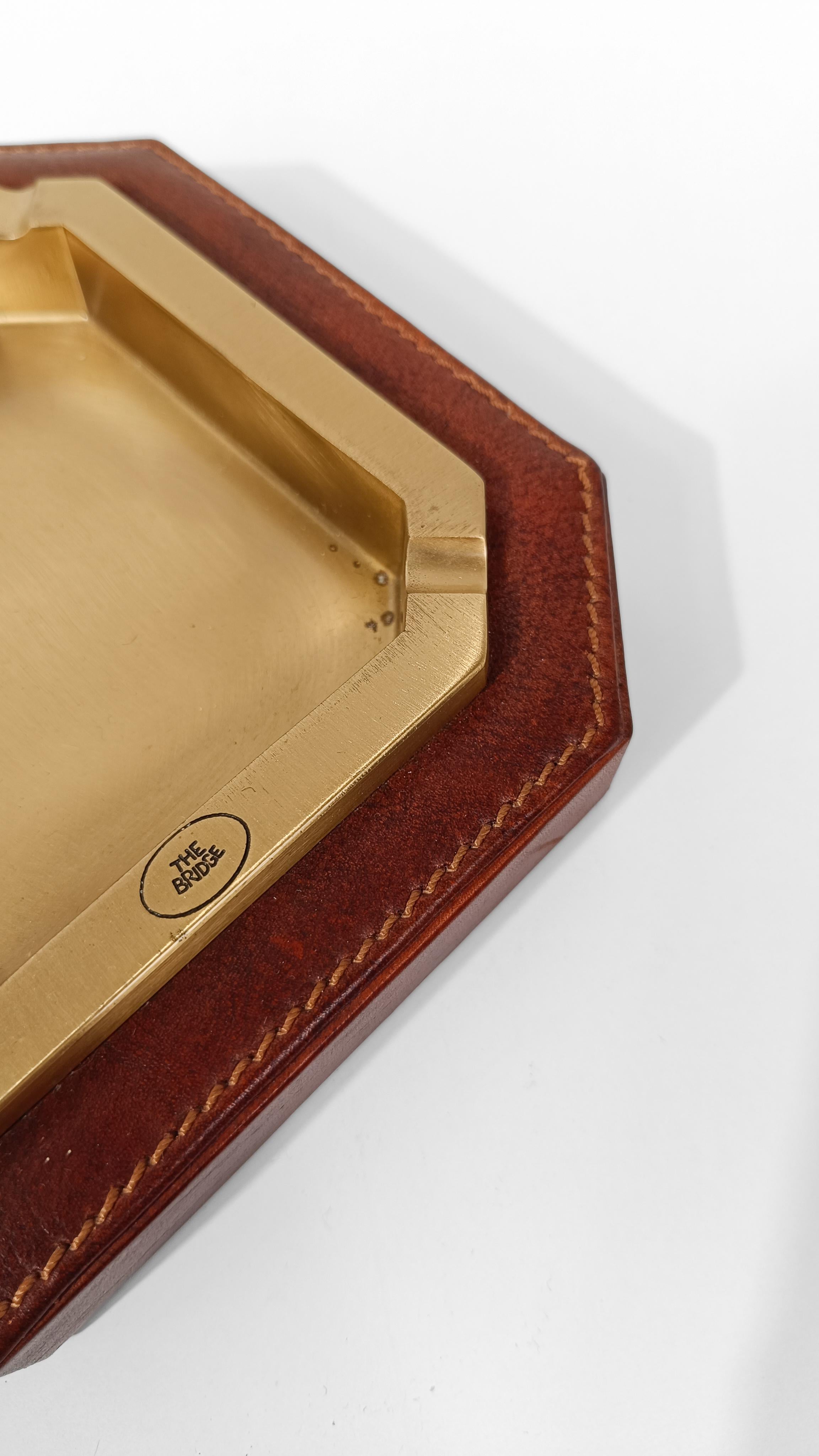 Italian Cigar Ashtray made in Brass And Cognac Leather By The Bridge For Sale 13