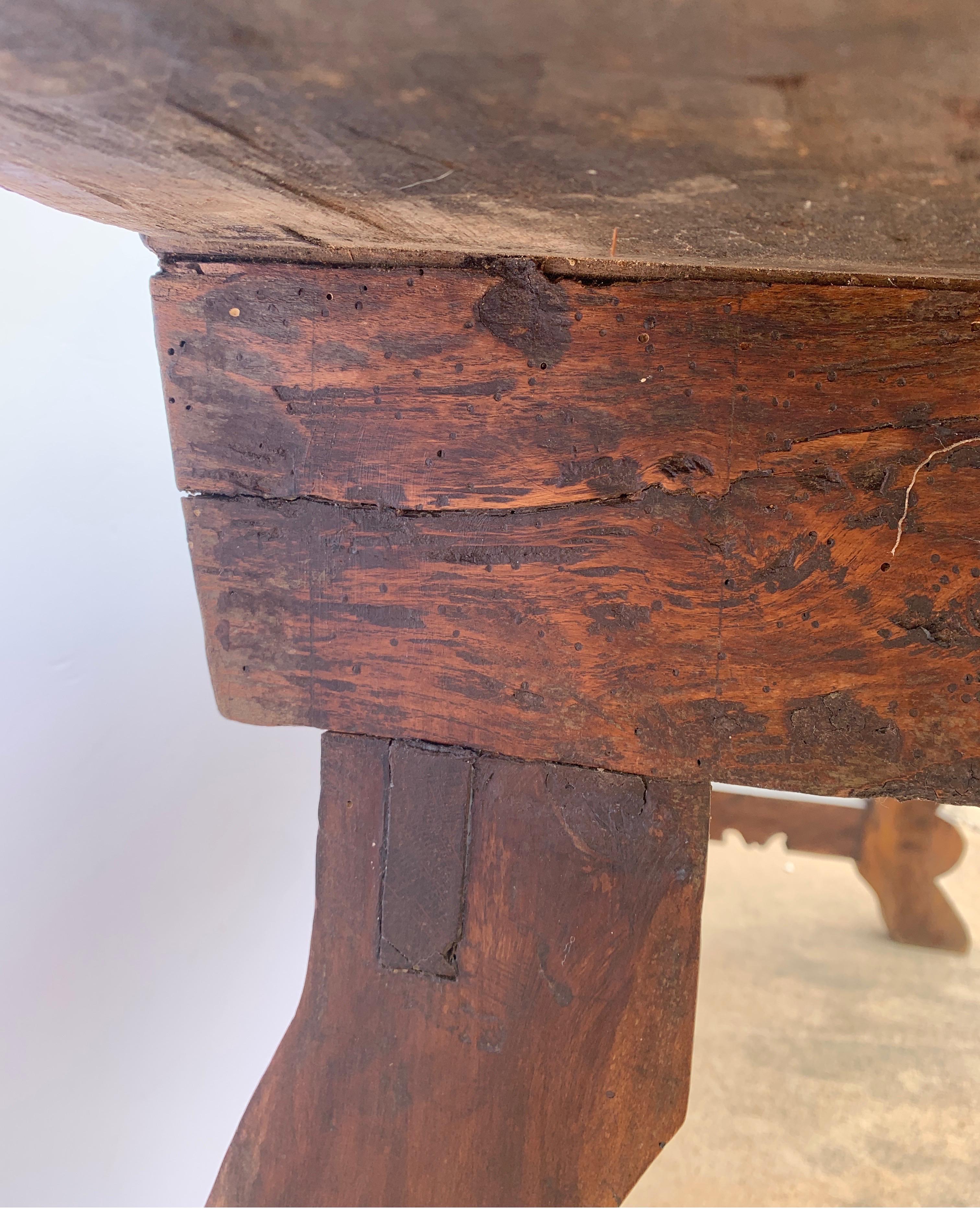 Italian circa 1650s Tuscan Console with Single Board Walnut Top and Three Drawer 3