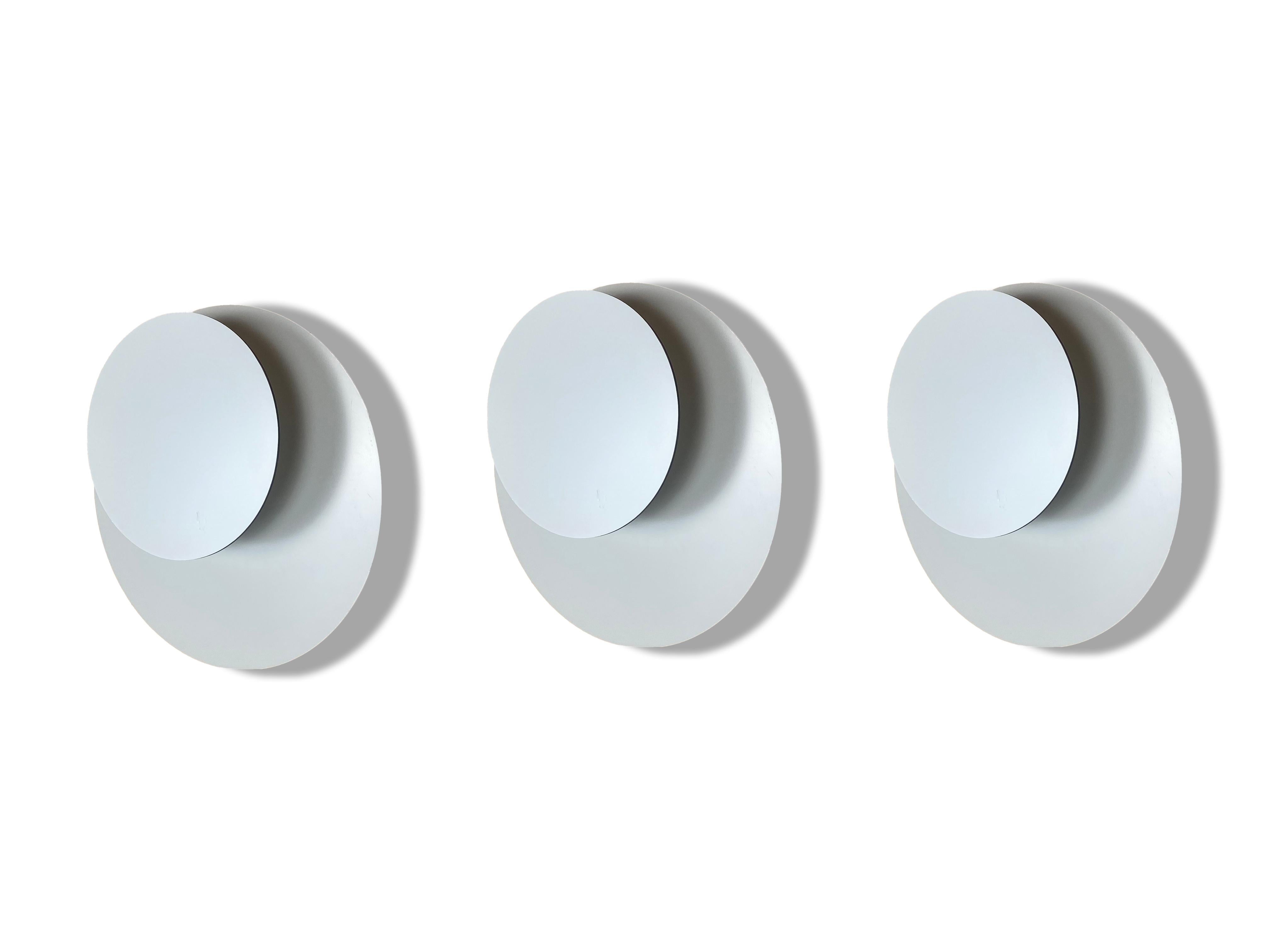 Italienische Circle Scone Wandleuchten von Rosario Hurtado und Roberto Feo, Modell Guau (Spanisch) im Angebot