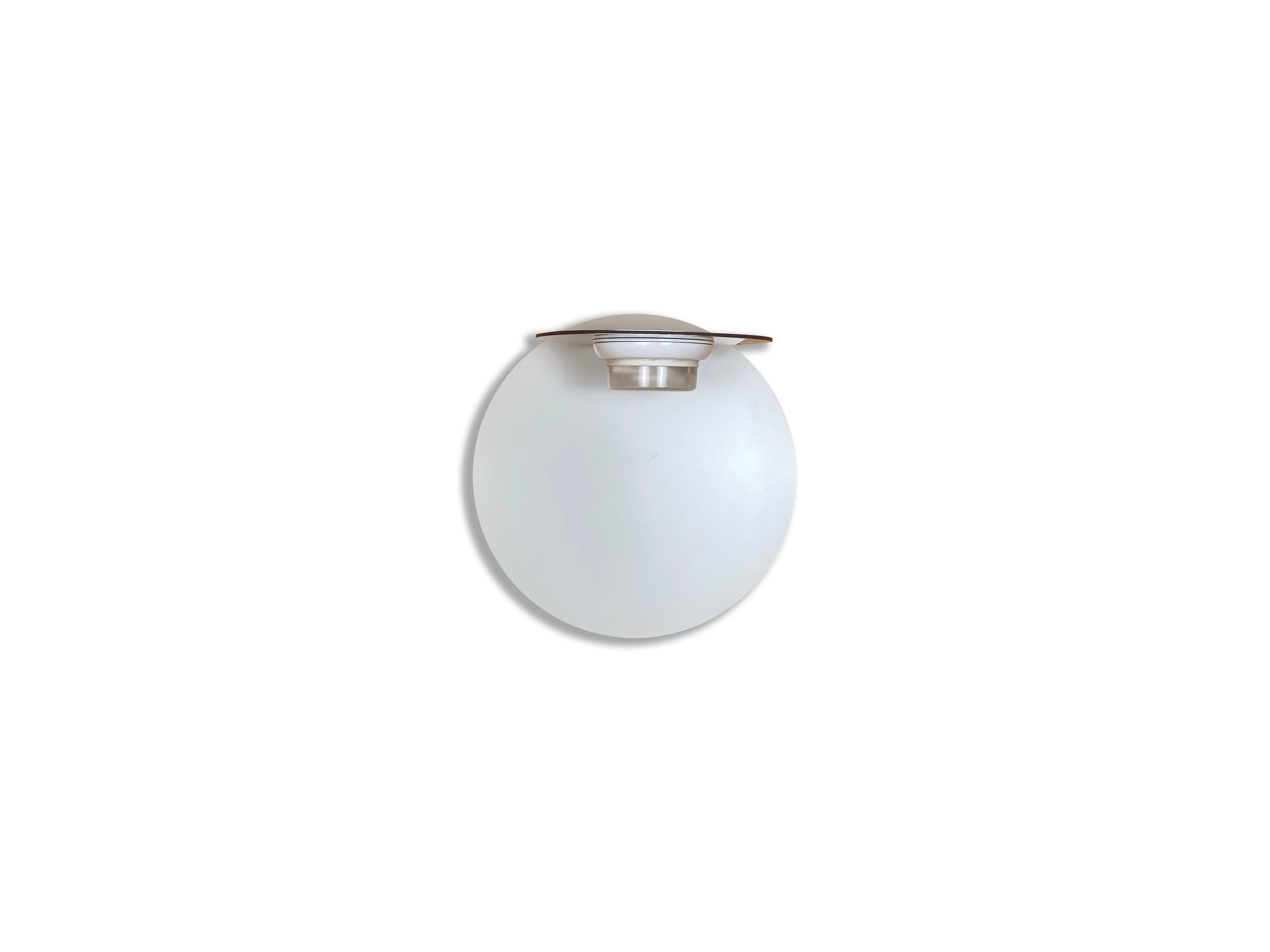 Italienische Circle Scone Wandleuchten von Rosario Hurtado und Roberto Feo, Modell Guau im Angebot 1
