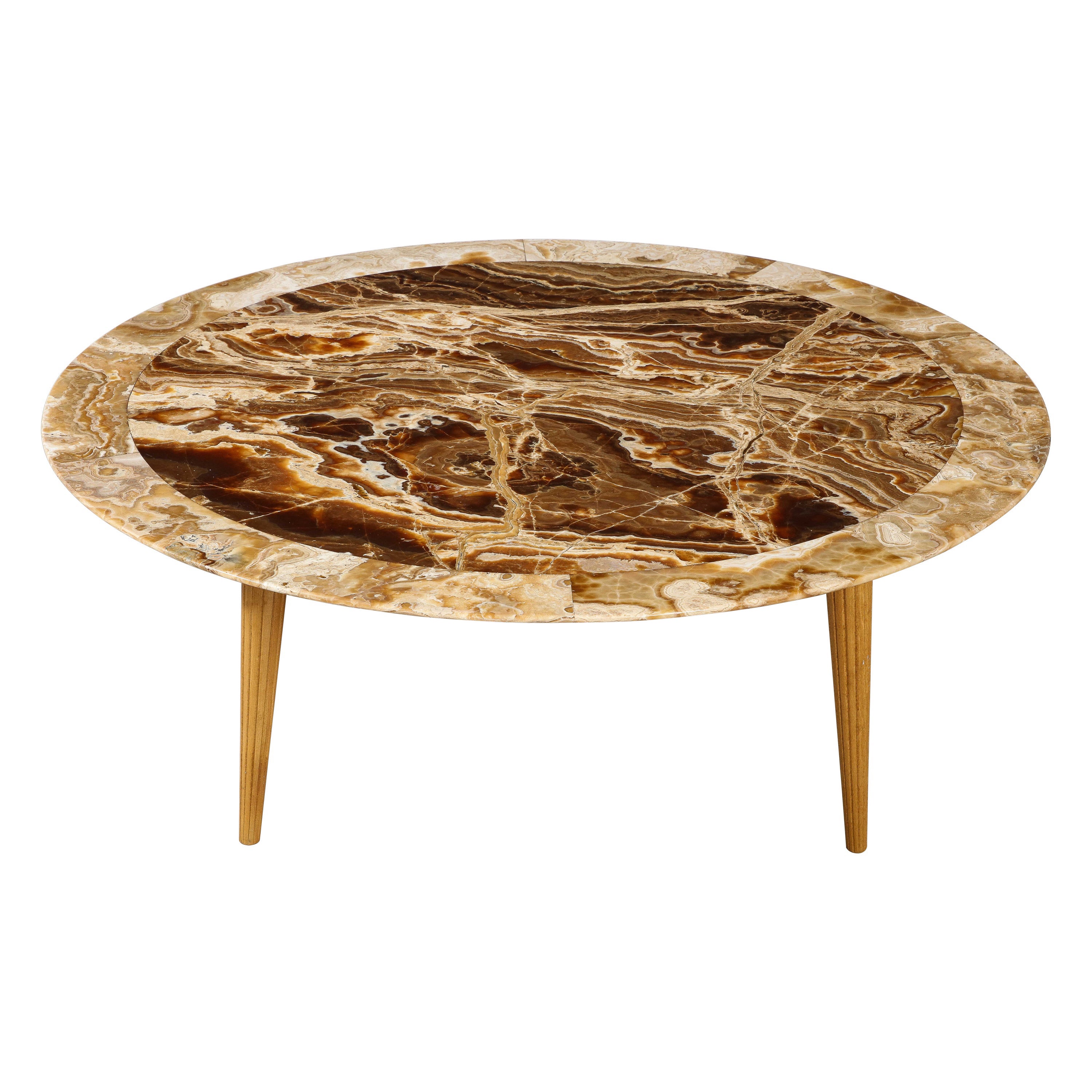 Table basse ronde italienne, plateau en agate et pieds en chêne, années 1960