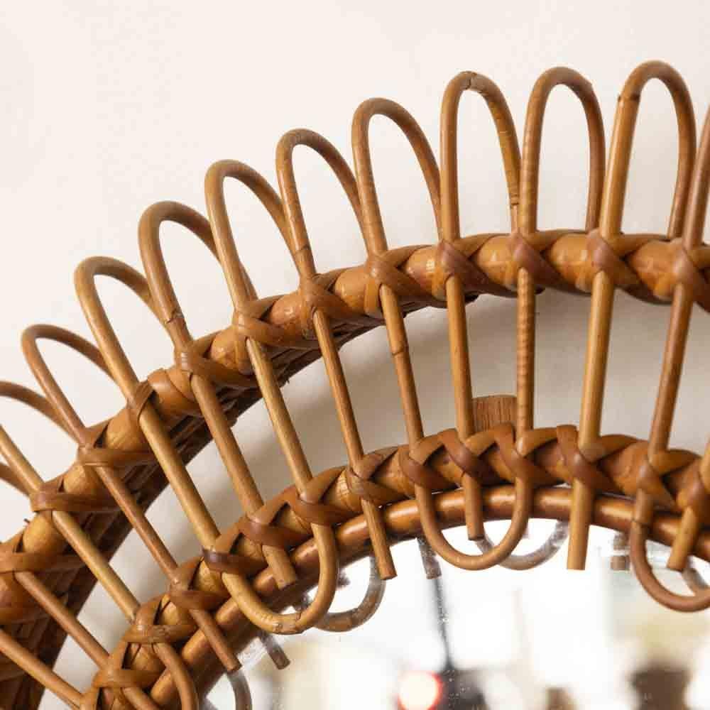 Miroir circulaire italien en rotin en vente 1