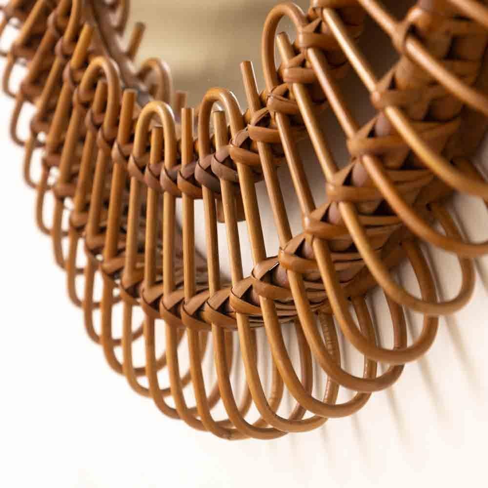 Miroir circulaire italien en rotin en vente 3