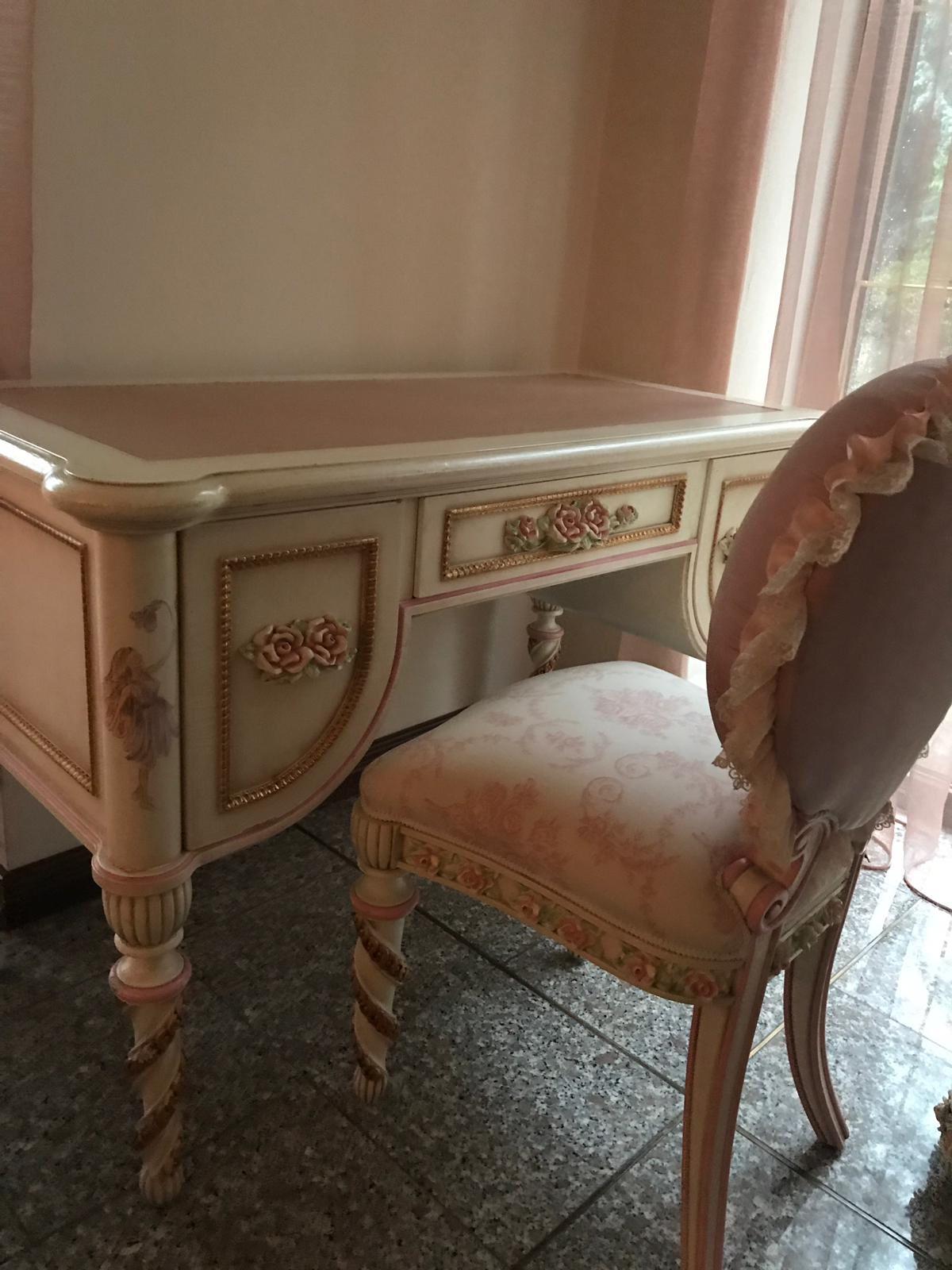 Italian Classic Furniture Riva Mobili D'arte Girl’s Bedroom 