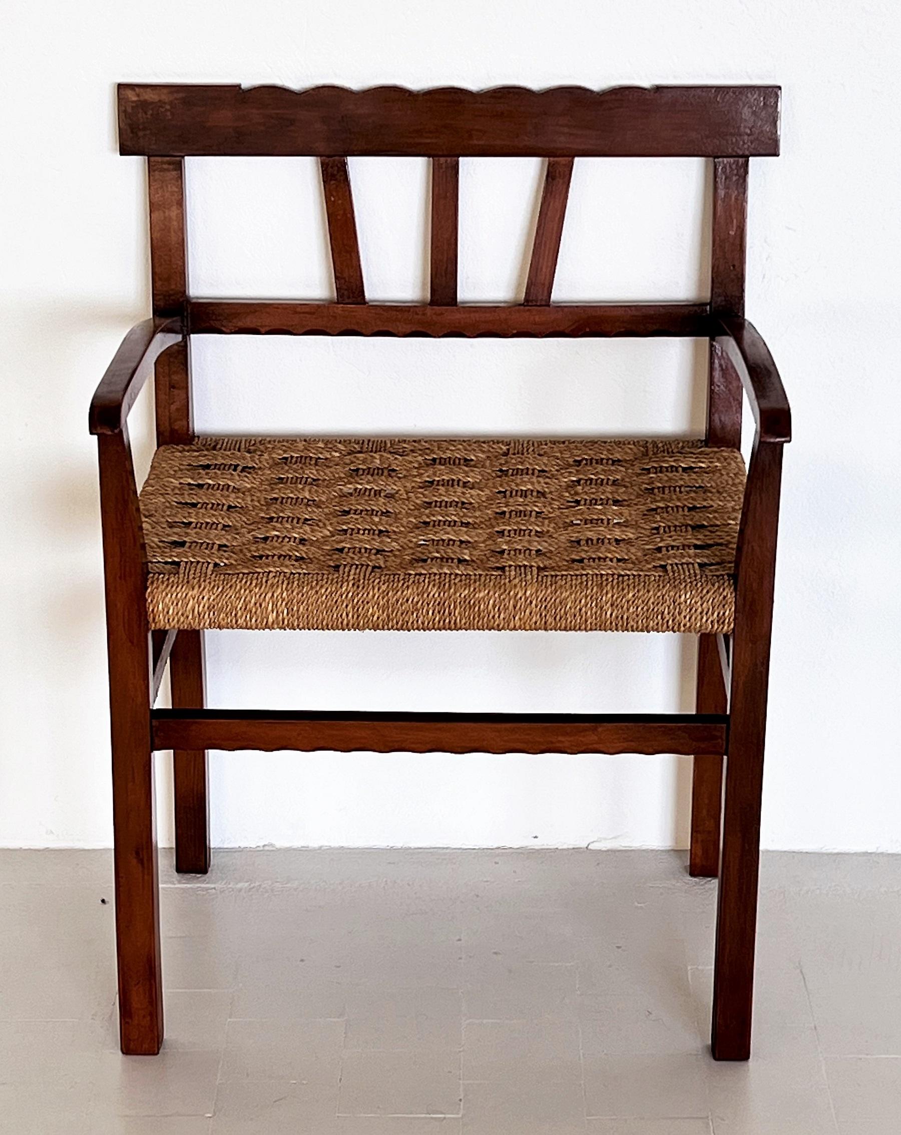 Italian Classic Large Beechwood Chair with Hand-Crafted Rope Seat, 1980s For Sale 2