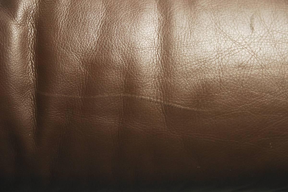 Italian Classic Leather Sofa from Brunati, 1970s For Sale 2
