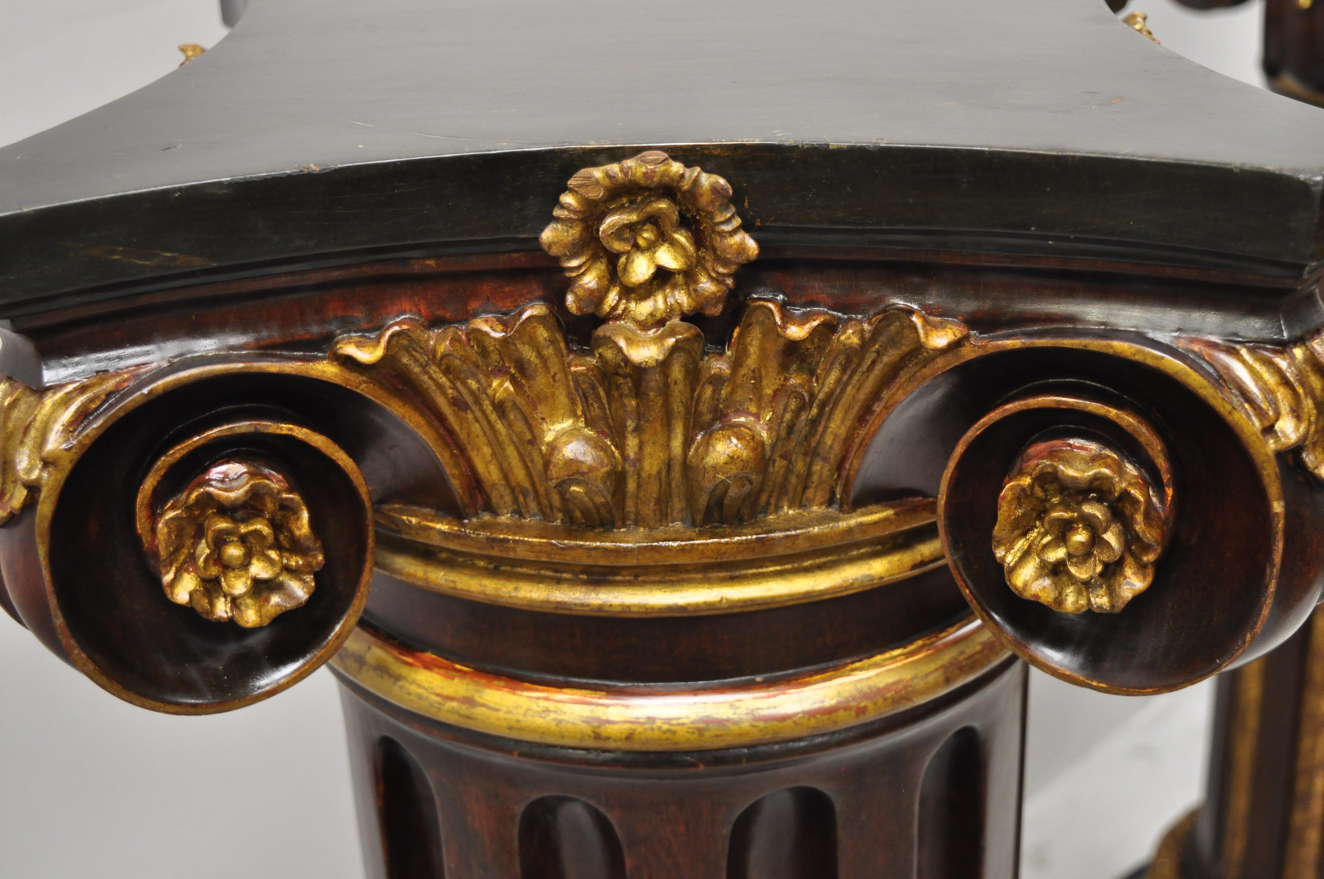 Italian Classical Carved Polychrome Gold Gilt Corinthian Column Pedestals, Pair For Sale 1