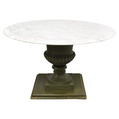 Table de salle à manger classique italienne en fonte avec urne, socle et marbre rond