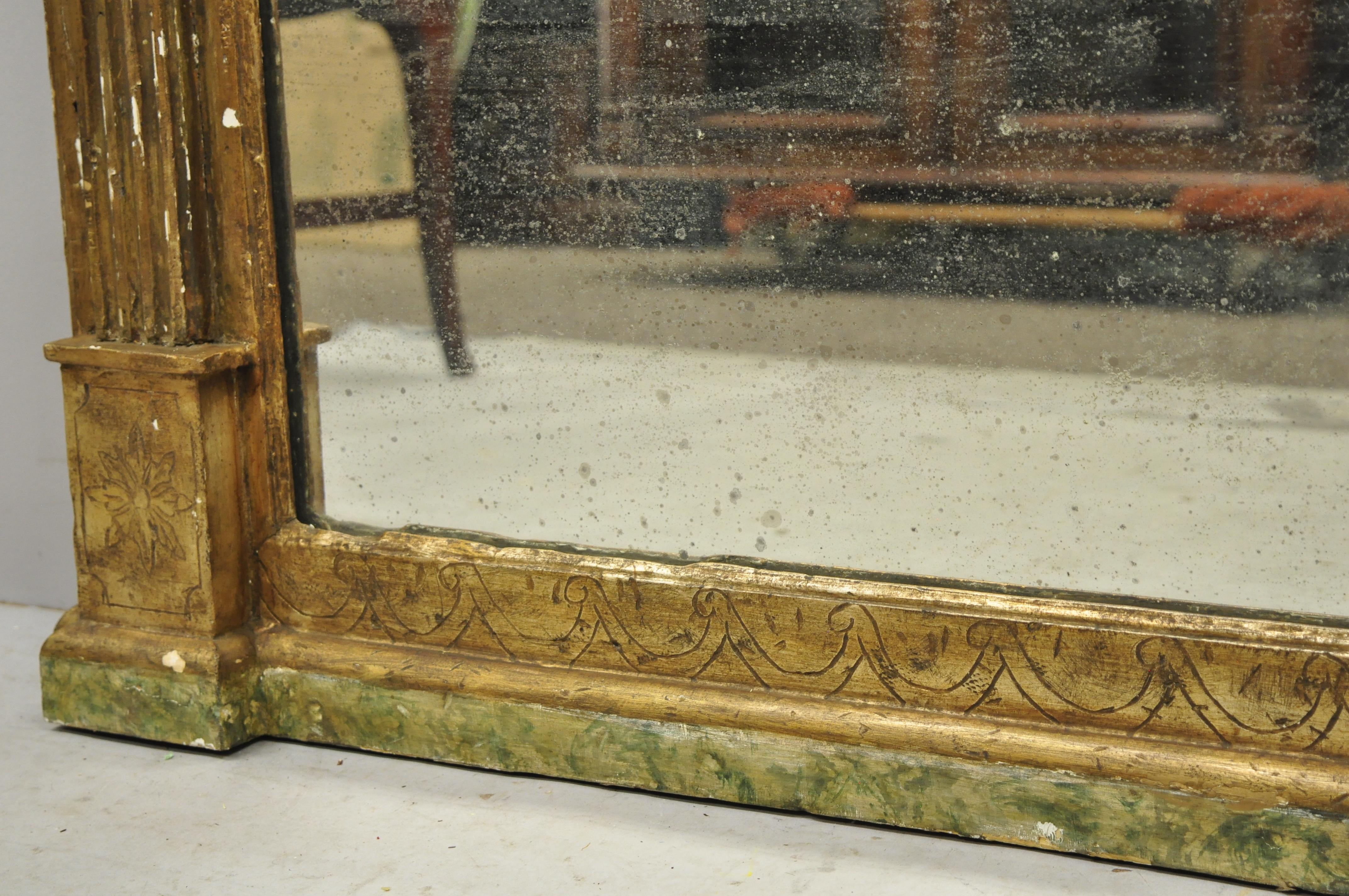 Italian Classical Florentine Giltwood Distressed Gold Looking Glass Wall Mirror For Sale 4