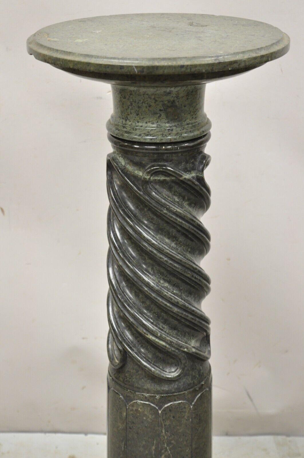 Italian Classical Style Green Marble Spiral Carved Round Pedestal Plant Stand In Good Condition For Sale In Philadelphia, PA