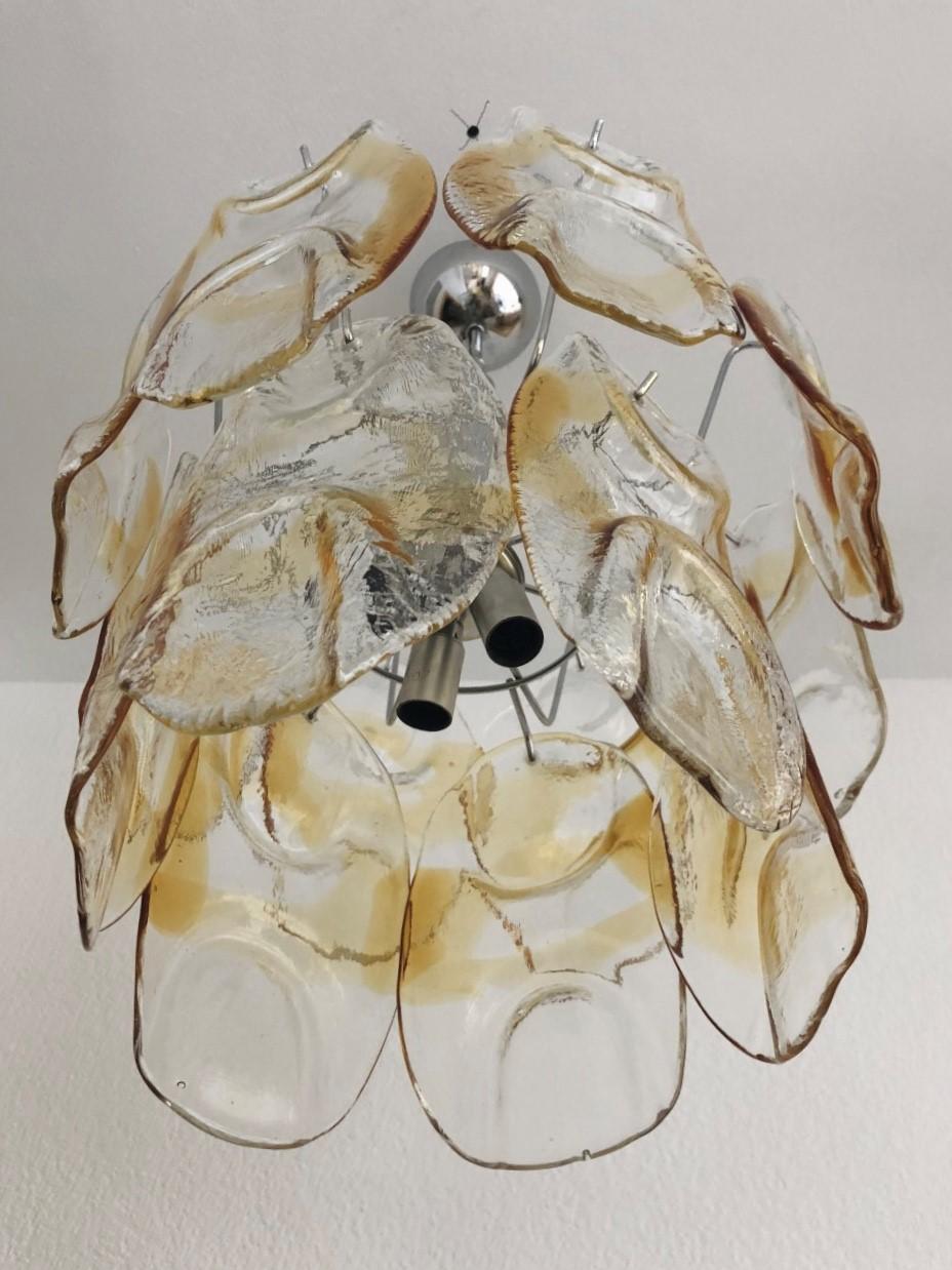 Italienischer Kronleuchter aus klarem, bernsteinfarbenem Murano-Glas aus der Mitte des Jahrhunderts von AVMazzega, 1960er Jahre im Zustand „Gut“ im Angebot in Badajoz, Badajoz