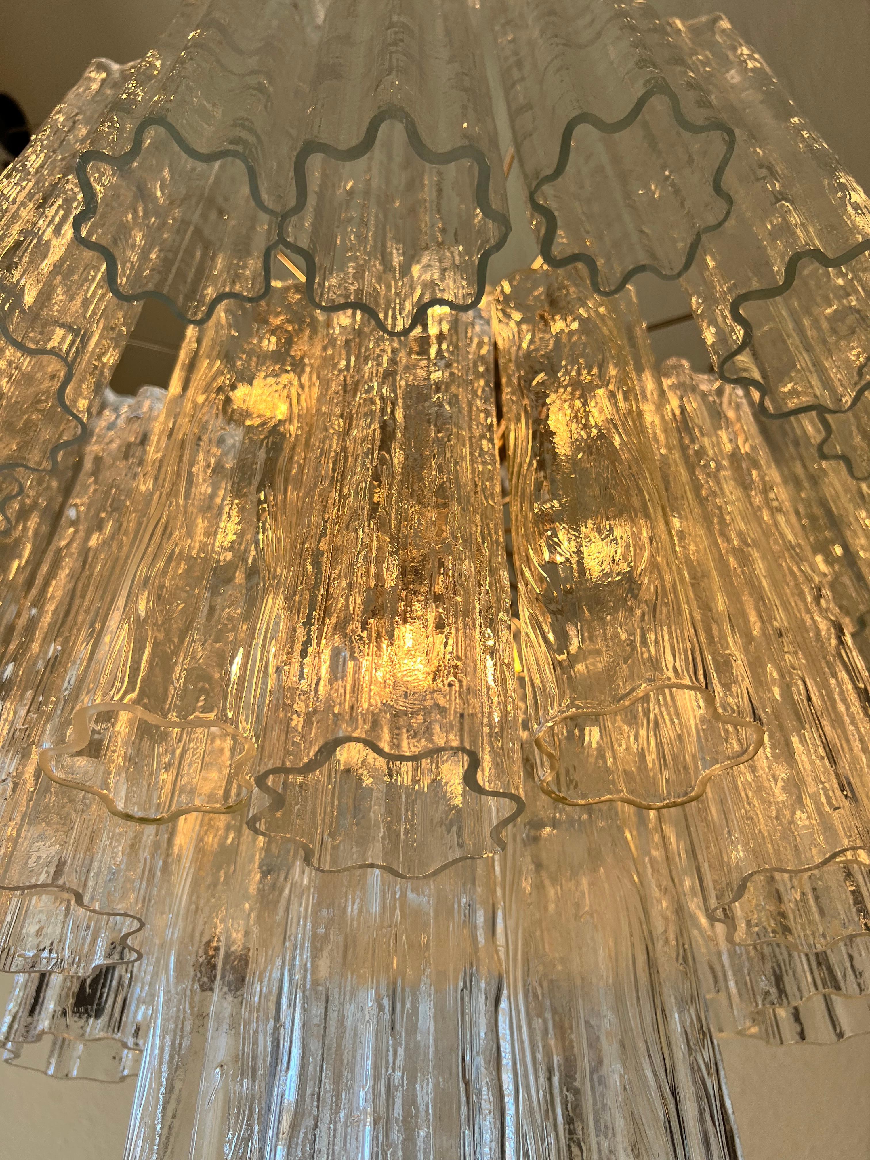 Italienischer Tronchi-Kronleuchter aus klarem Murano-Glas  im Zustand „Gut“ im Angebot in Palm Springs, CA