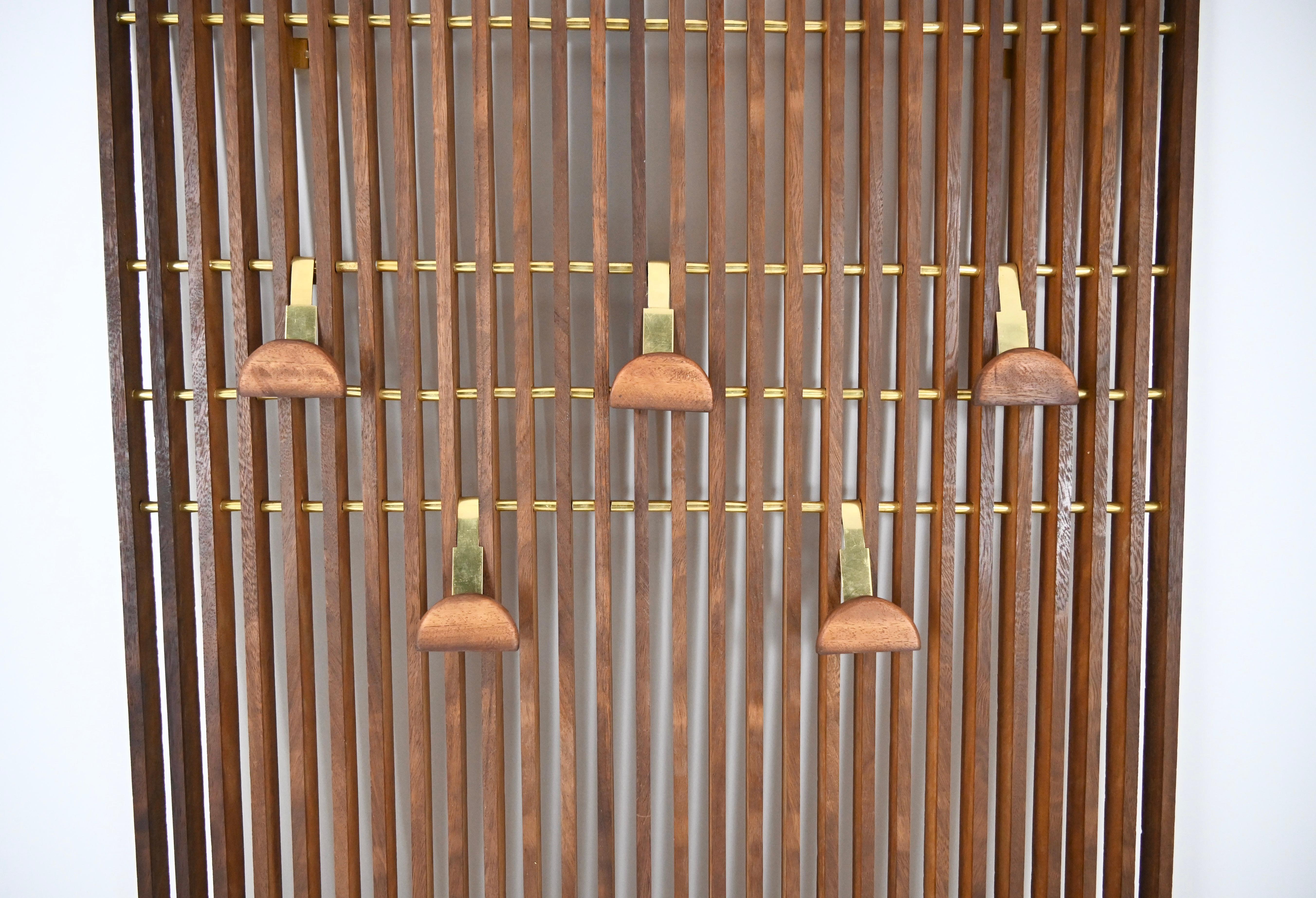 Ottone Appendiabiti italiano, anni '60