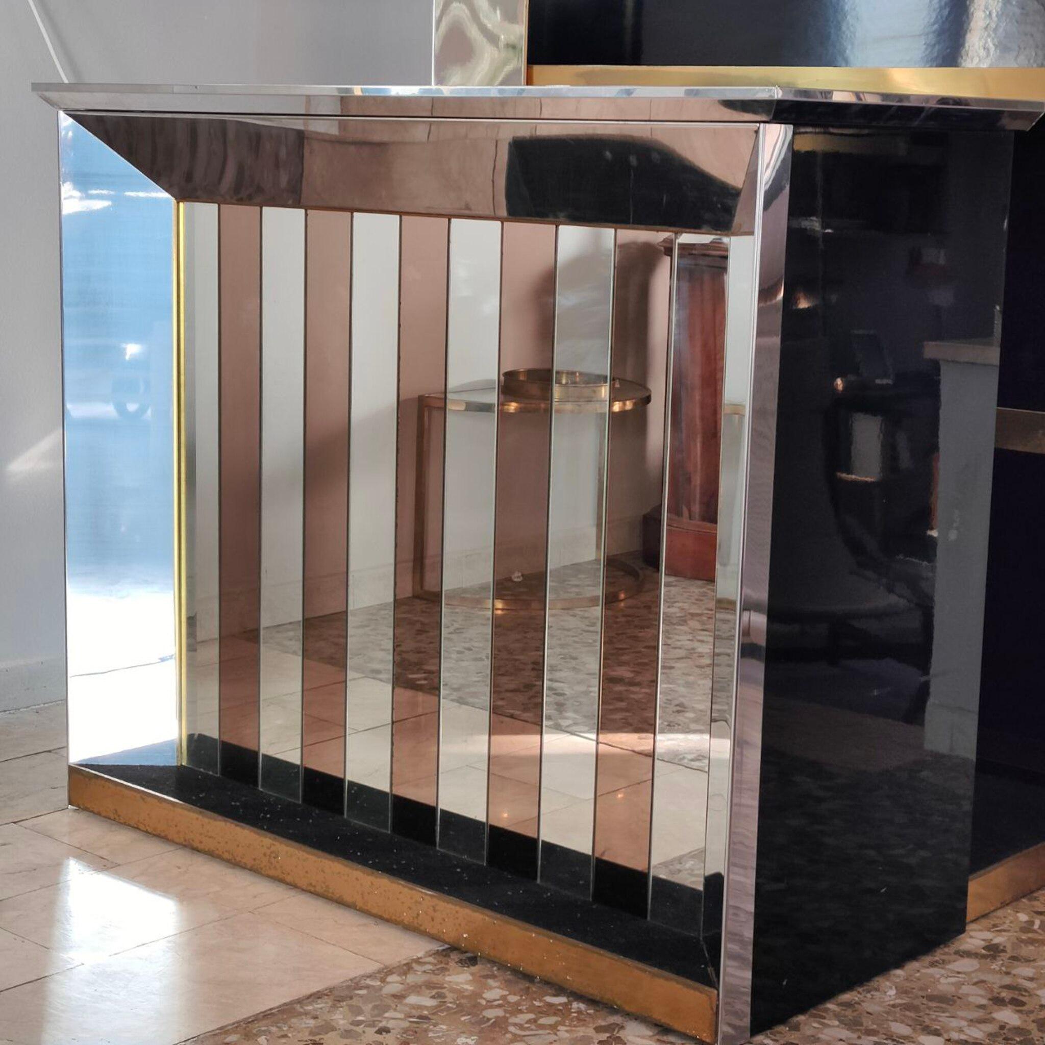 Italian Cocktail Dry Bar Cabinet in the style of Willy Rizzo, 1970s 5