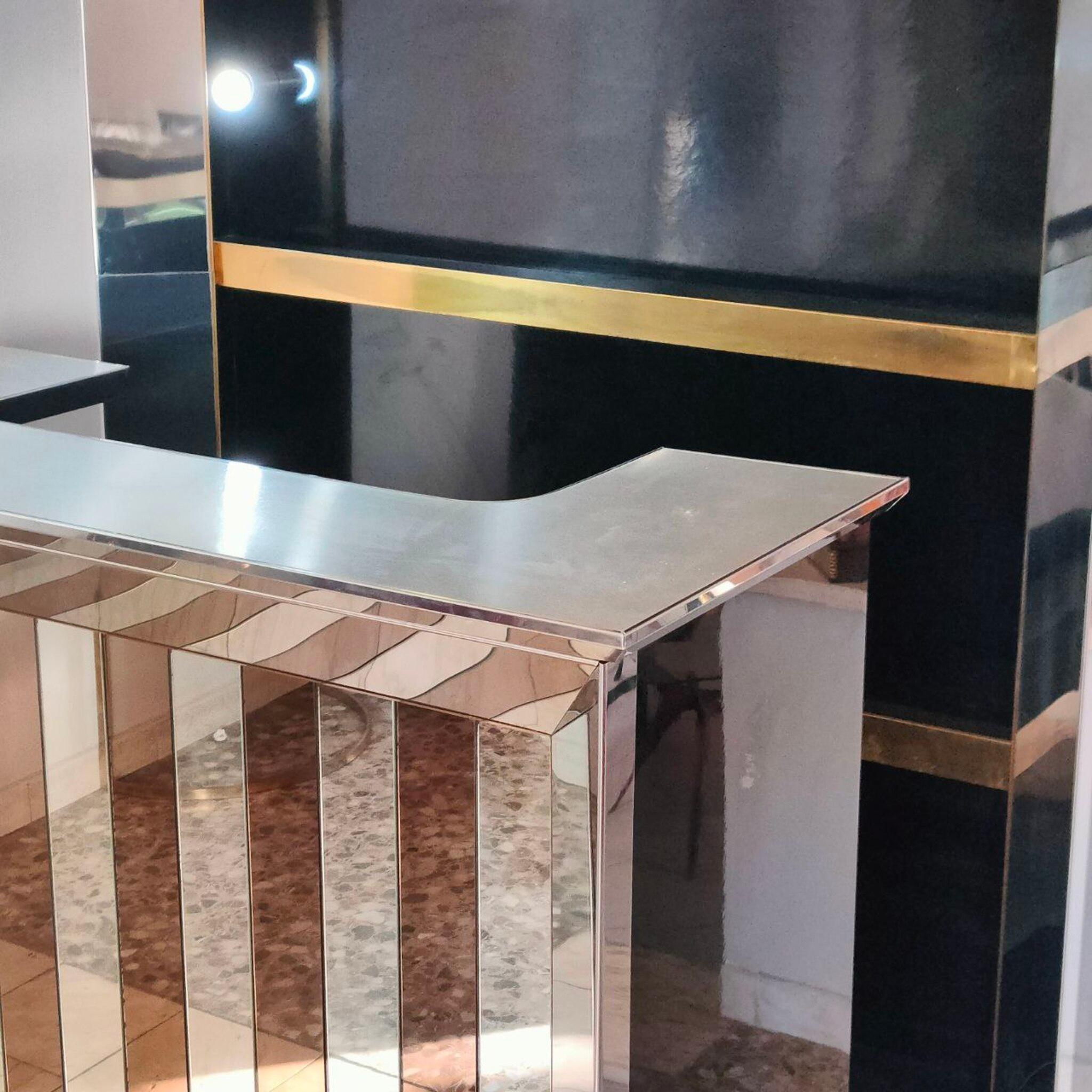 Italian Cocktail Dry Bar Cabinet in the style of Willy Rizzo, 1970s 1