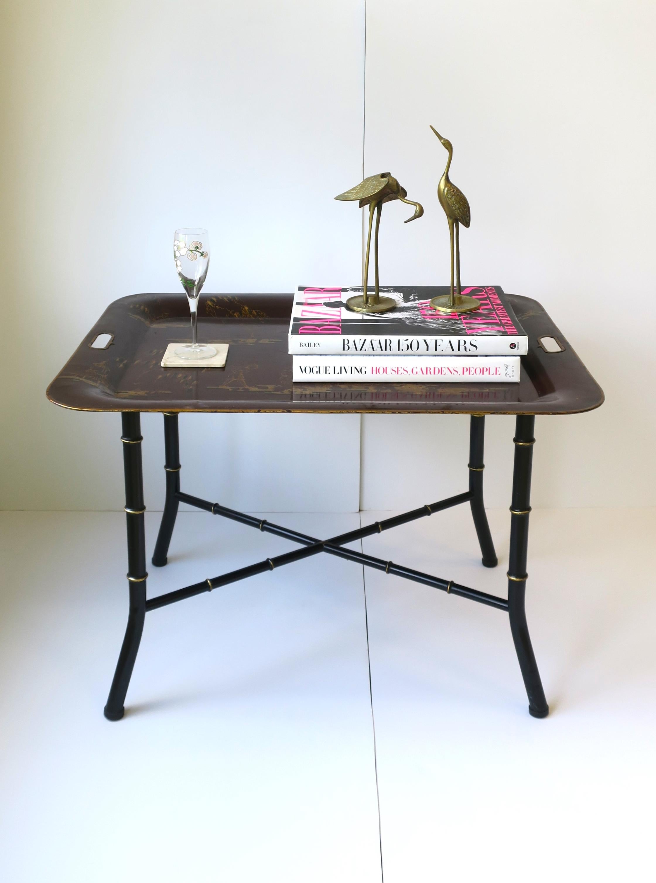 20th Century Italian Cocktail Tray Table with Chinoiserie Design  For Sale