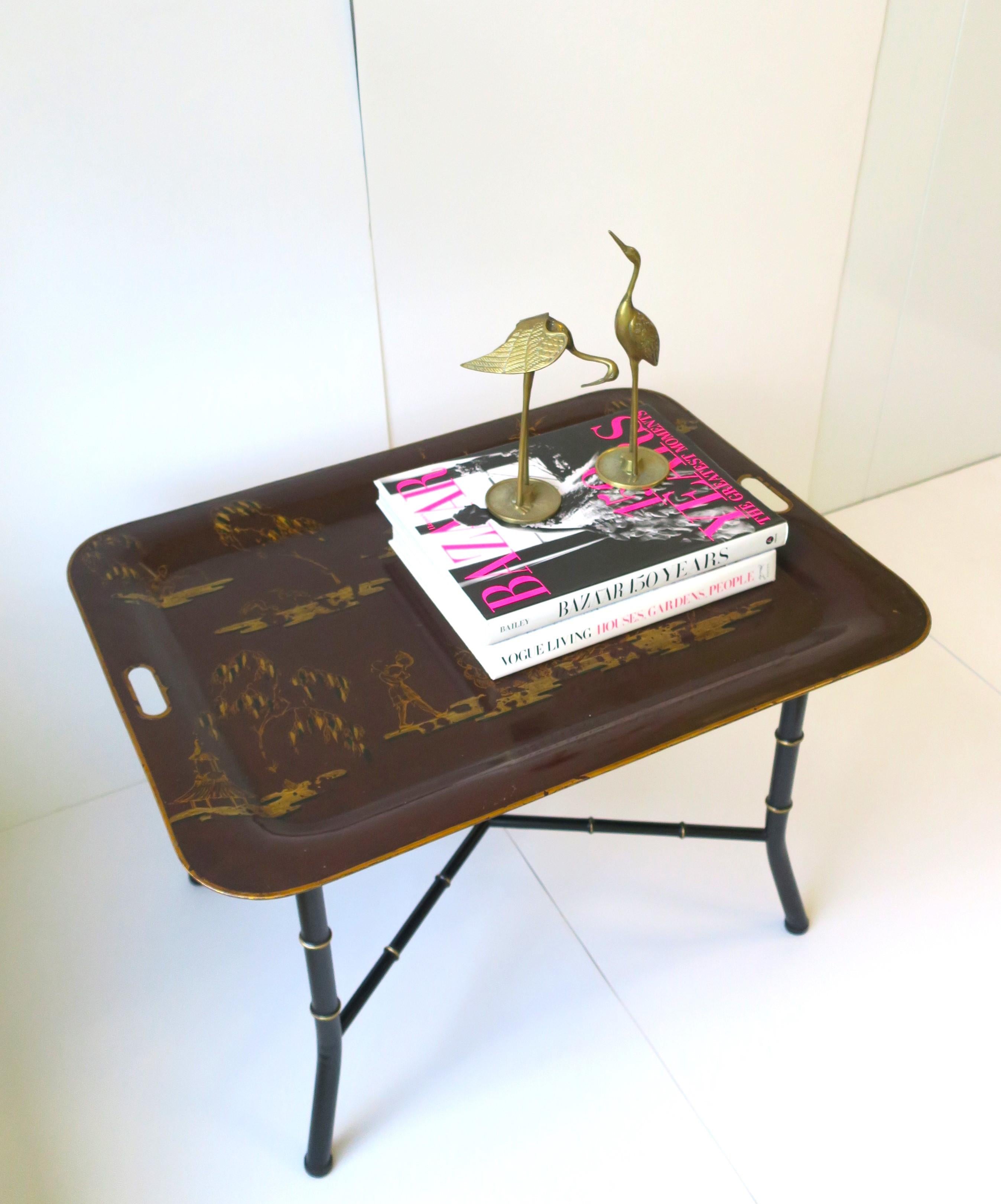 Italian Cocktail Tray Table with Chinoiserie Design  For Sale 2