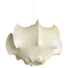 Italian cocoon chandelier Viscontea Achille Pier Giacomo Castiglioni Flos, 1960s