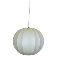 Lampada a sospensione Cocoon Globe italiana