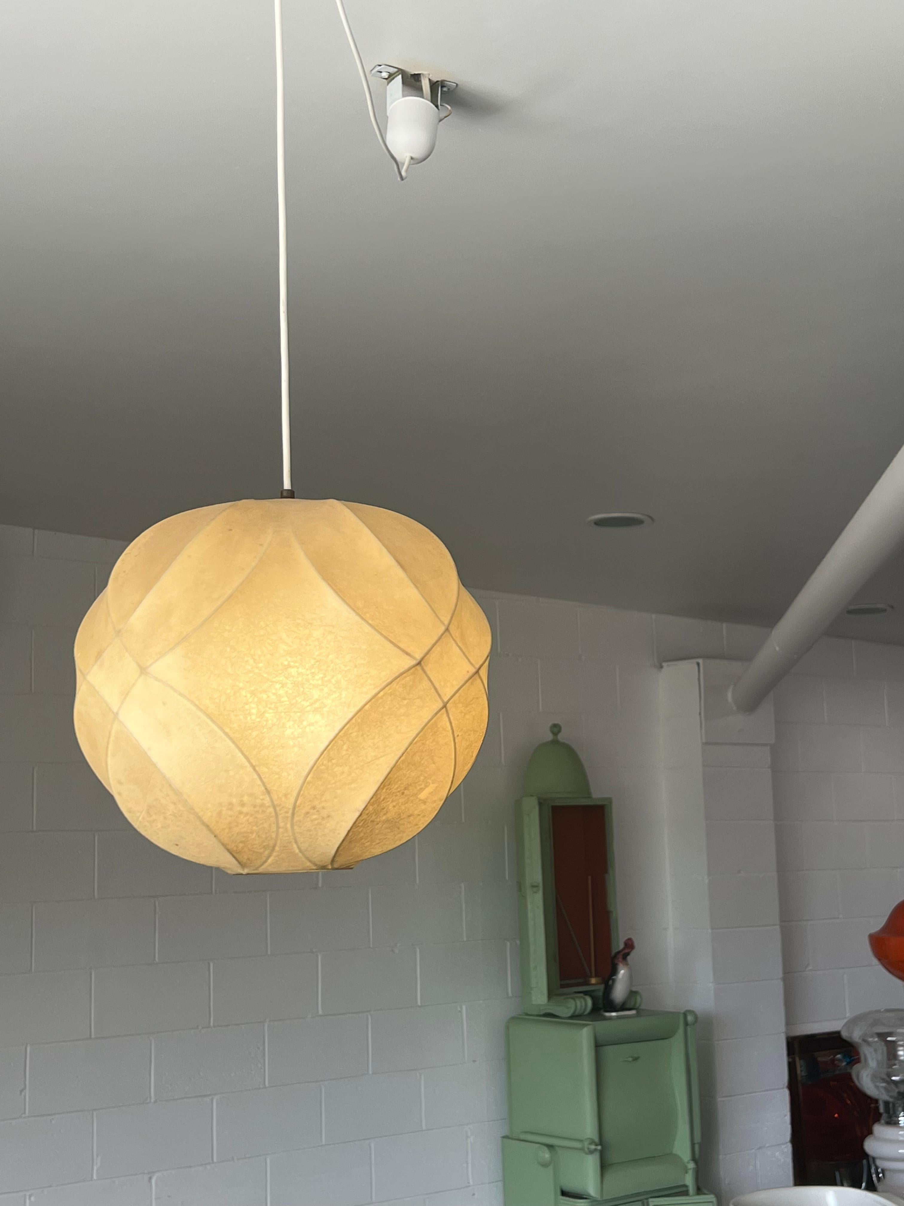 Coconut Italian Cocoon Pendant Lamp by Achille and Pier Giacomo Castiglioni, 1960