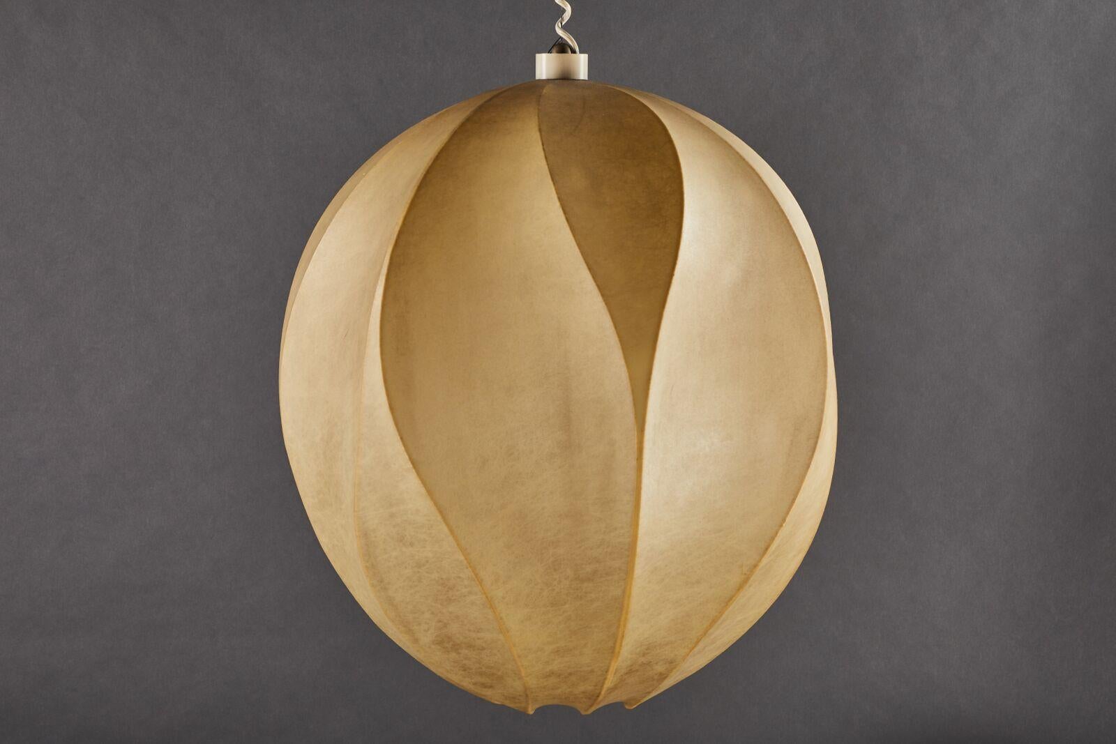 Mid-Century Modern Italian Cocoon Pendant Lamp in the Manner of Pier and Achille Castiglioni