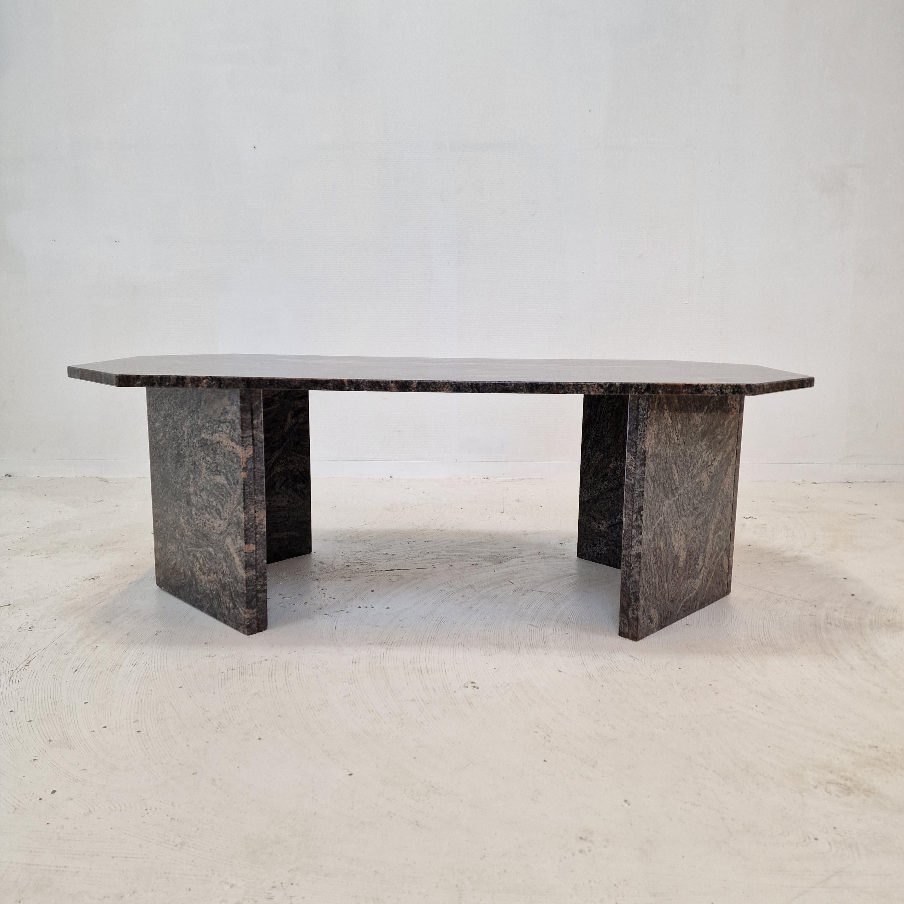 Italian Coffee or Side Table in Granite, 1980s For Sale 1