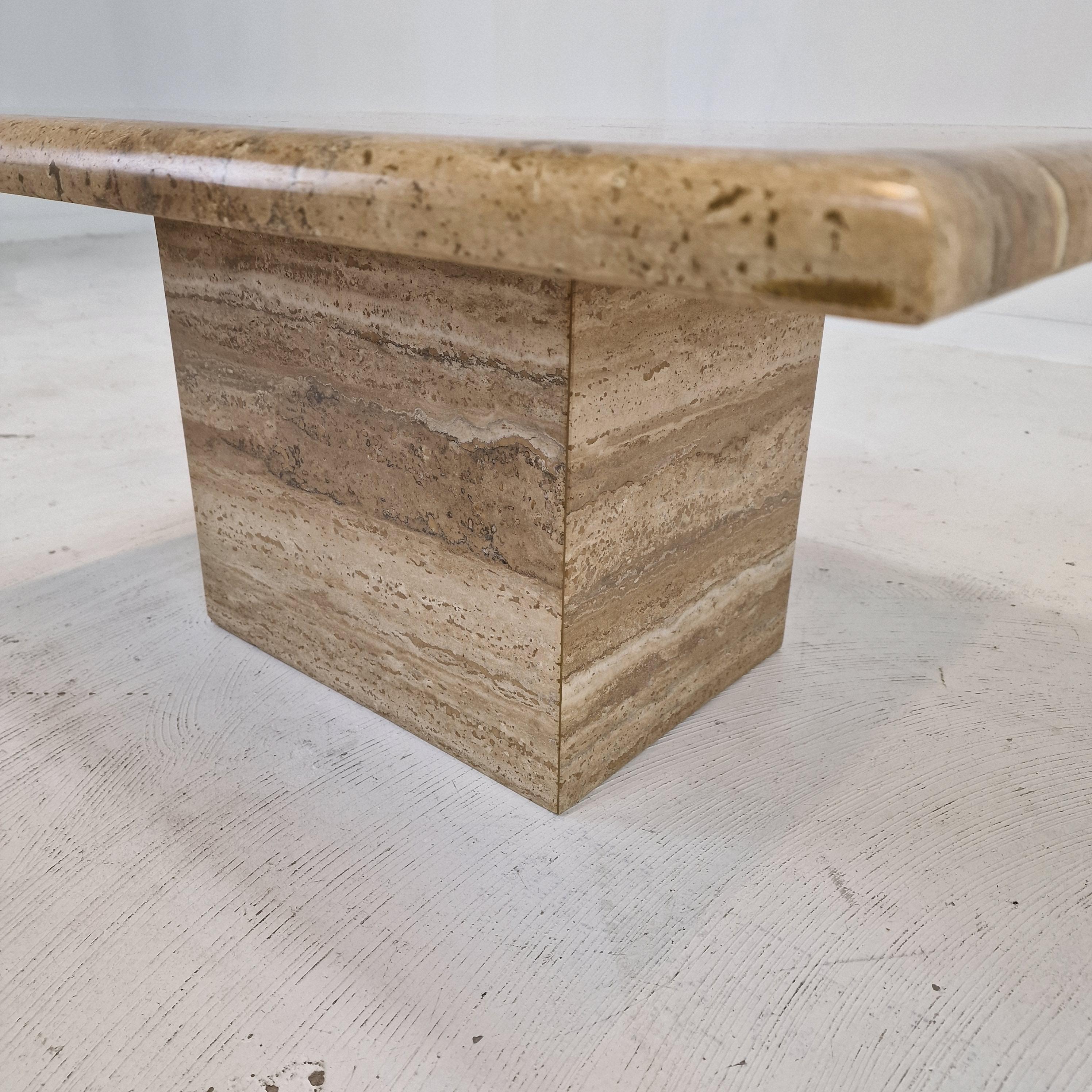 Italian Coffee or Side Table in Travertine, 1980s For Sale 8