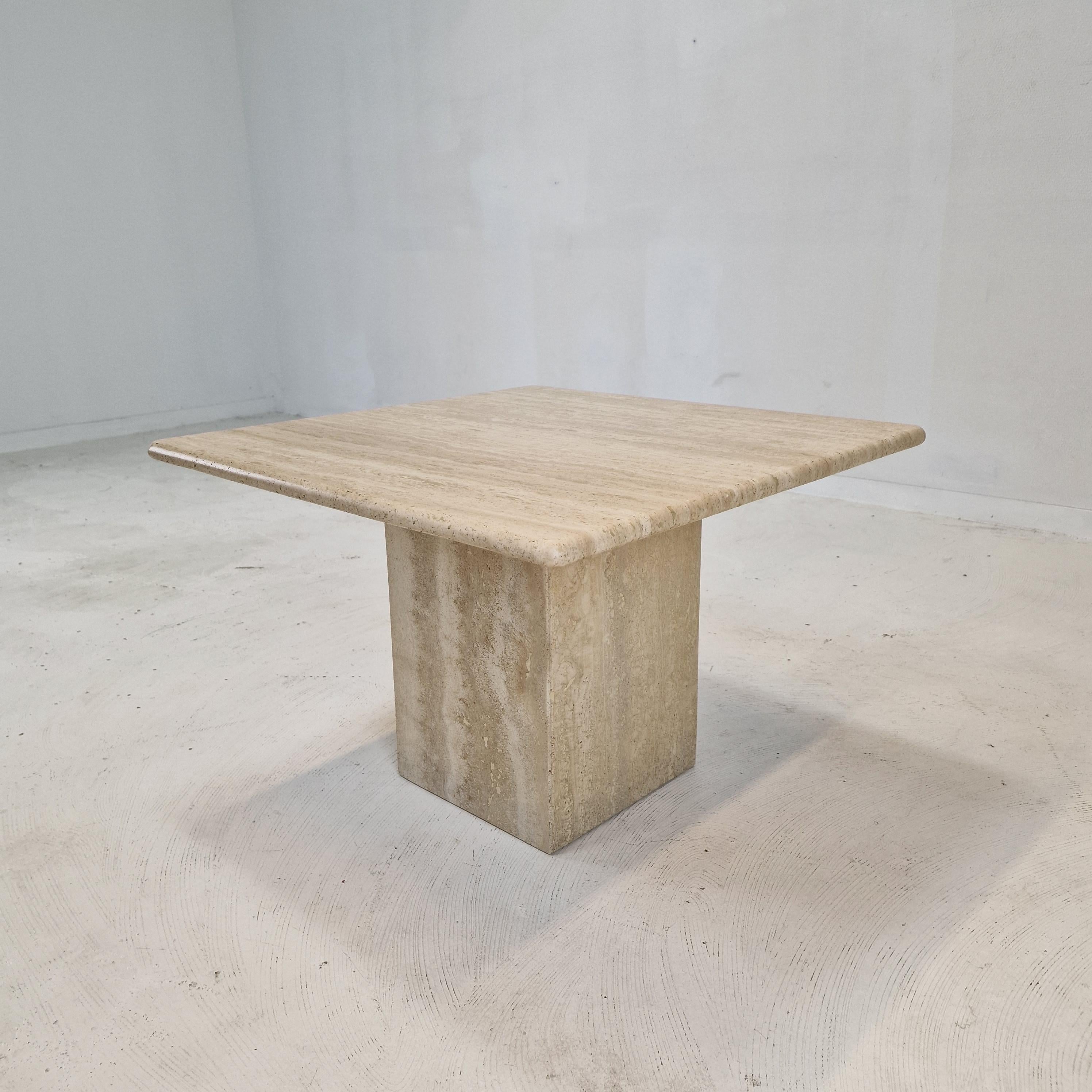 Italian Coffee or Side Table in Travertine, 1980s For Sale 1