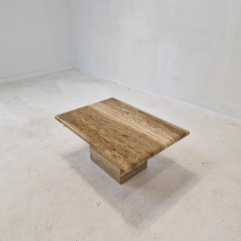 Italian Coffee or Side Table in Travertine, 1980s For Sale 2
