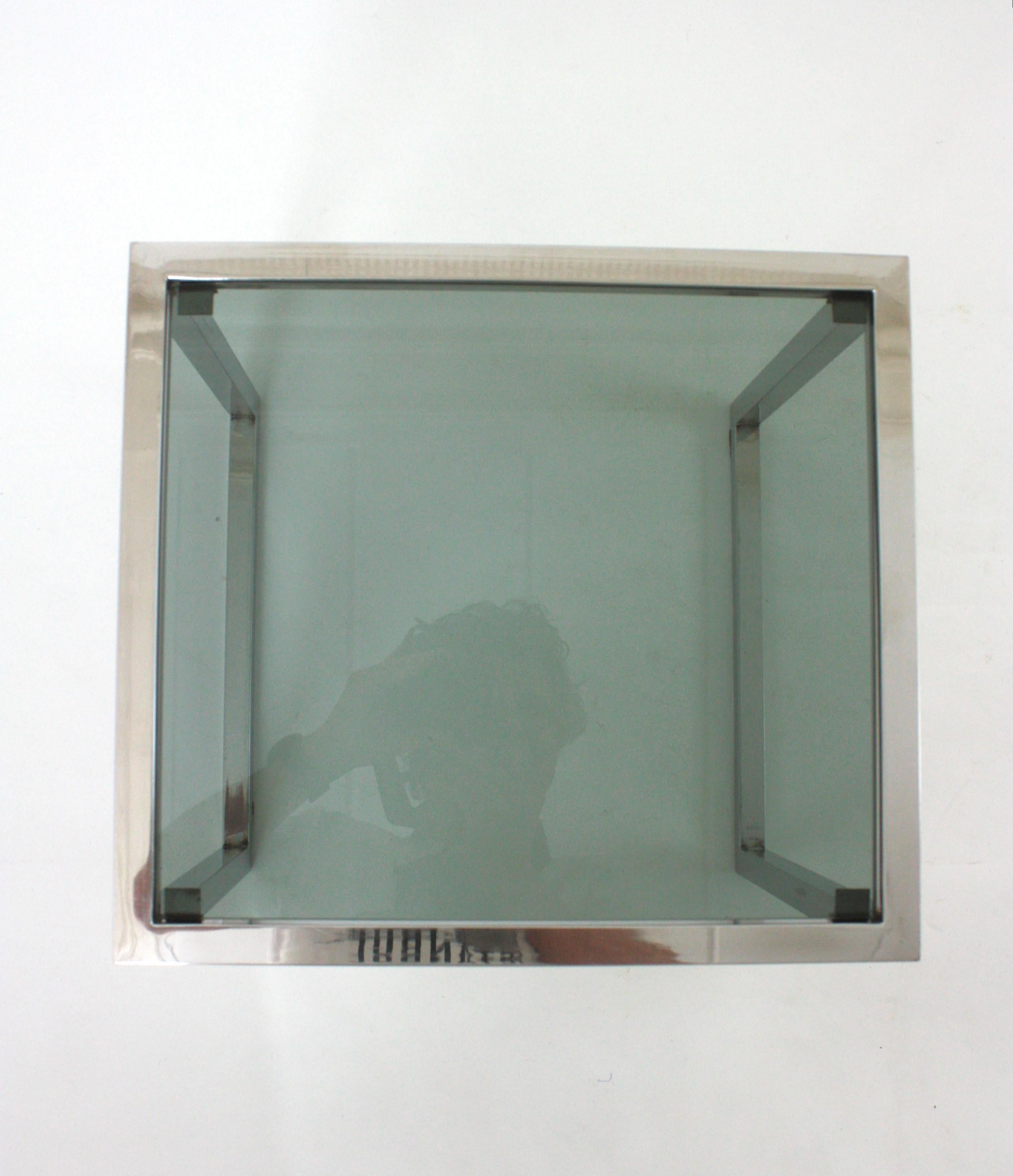 Mesa auxiliar de café italiana de acero cromado y cristal ahumado en venta 8
