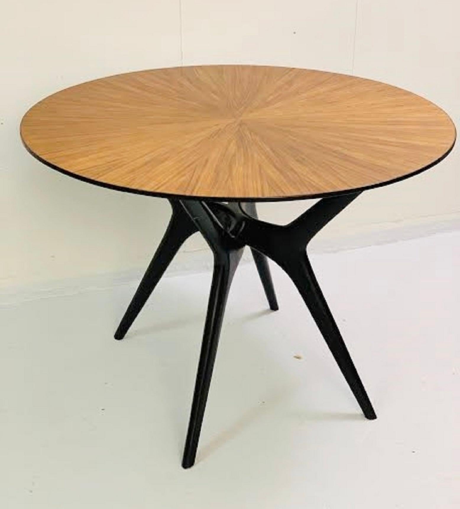 Italian Coffee Table - 1950s In Good Condition In Brussels, BE