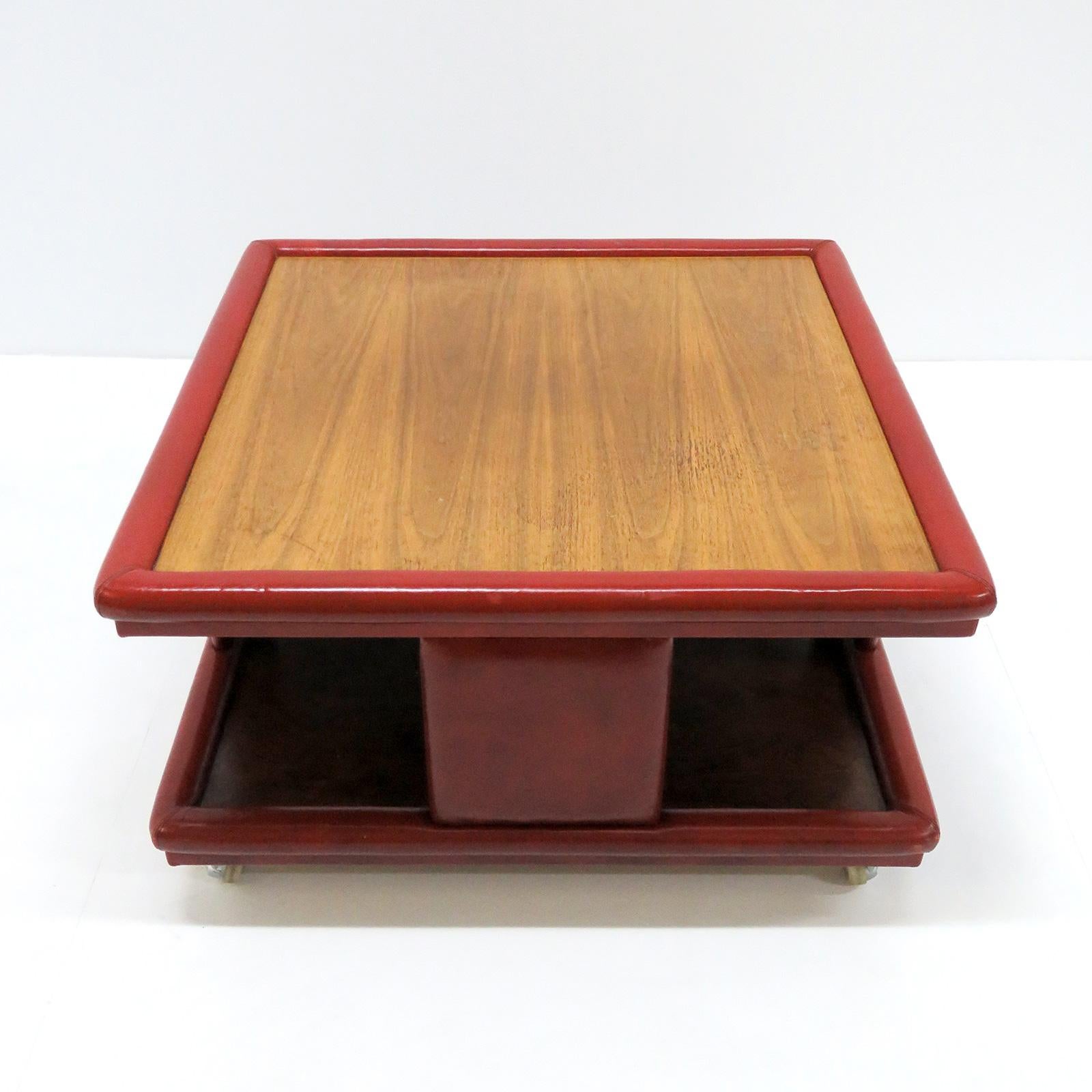 Mid-Century Modern Table basse italienne, 1970 en vente