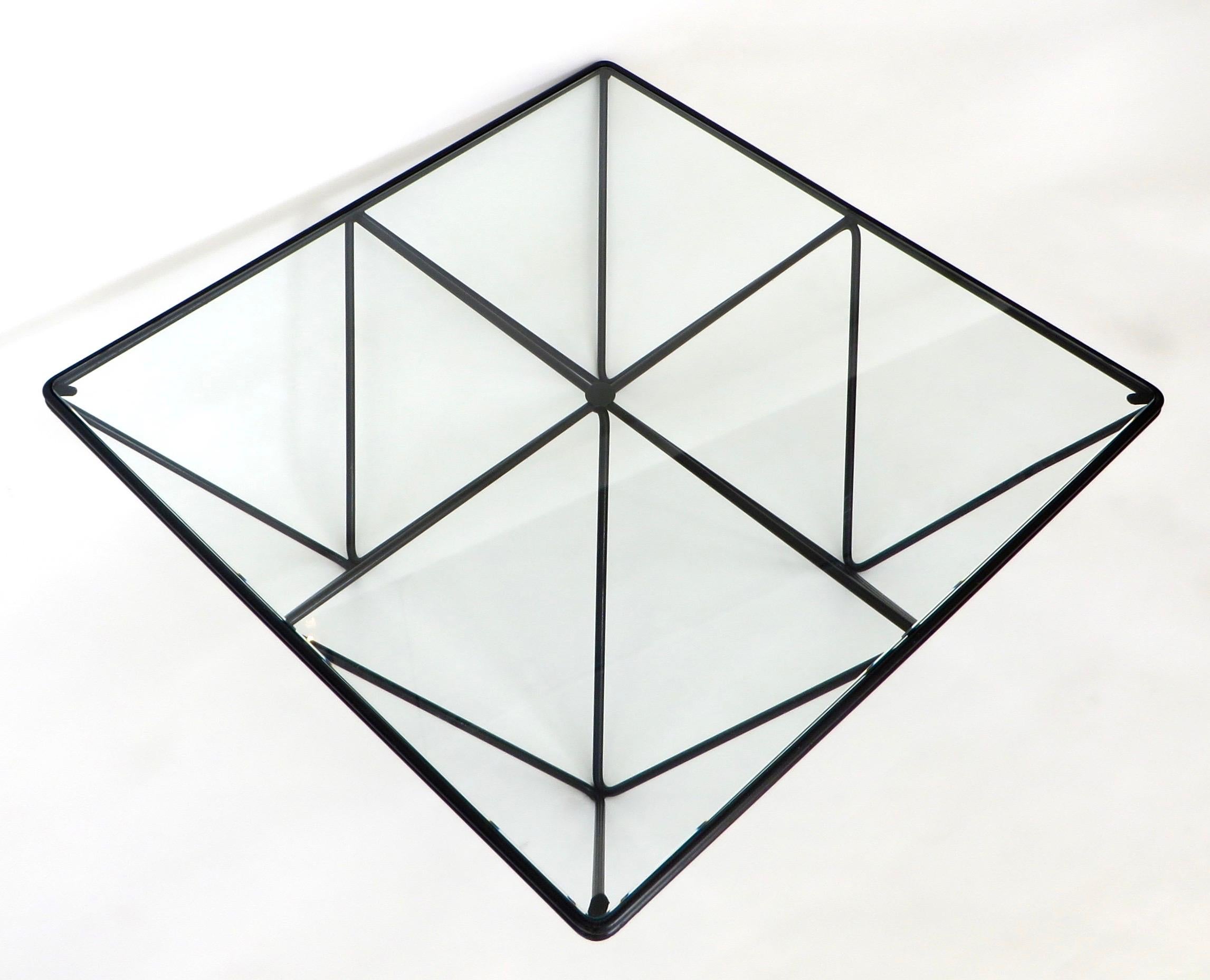 Mid-Century Modern Italian Coffee Table Alanda Attributed to Paolo Piva