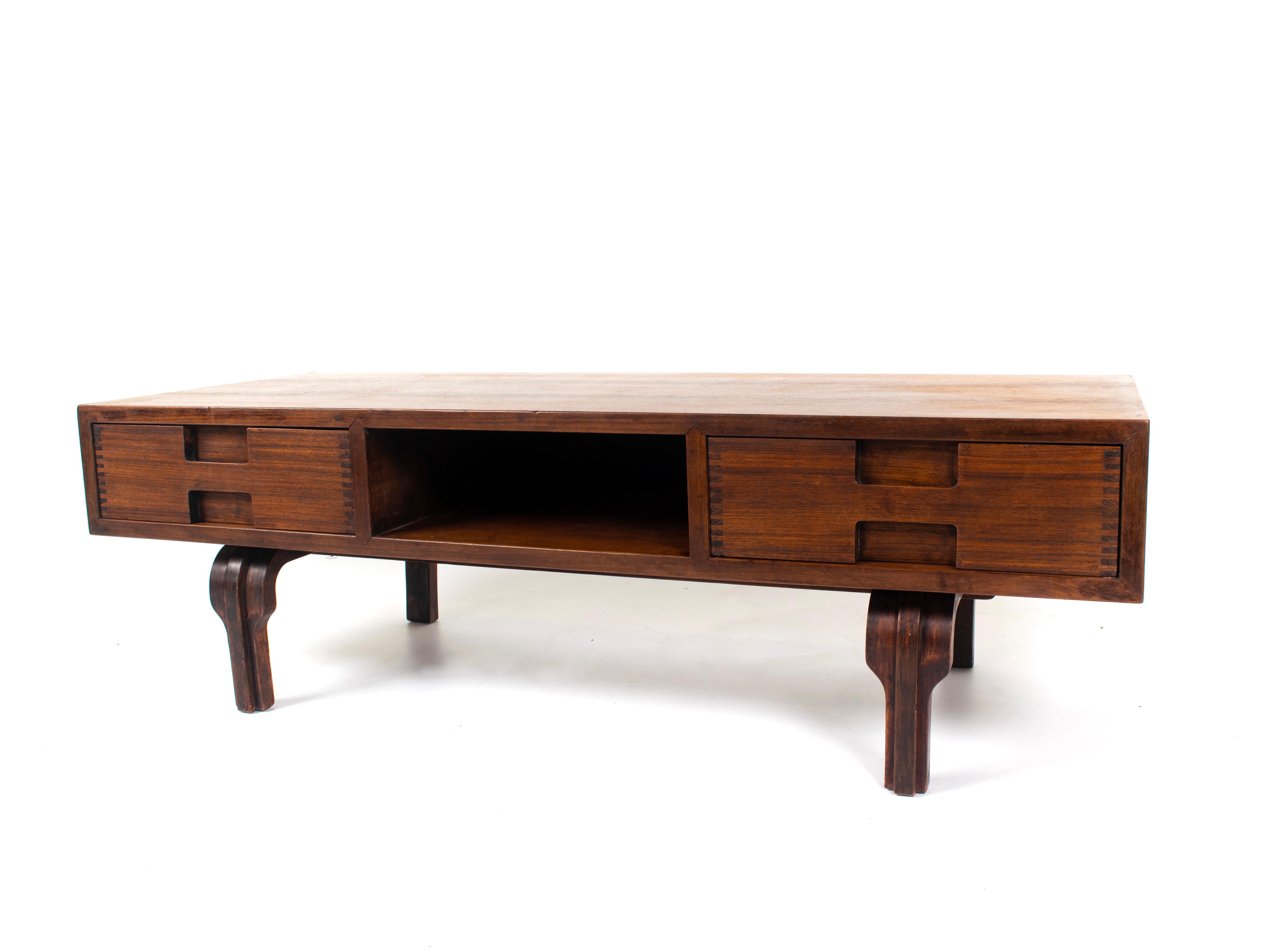 Mid-Century Modern Italian Coffee Table Attributed to Gianfranco Frattini, 1960s