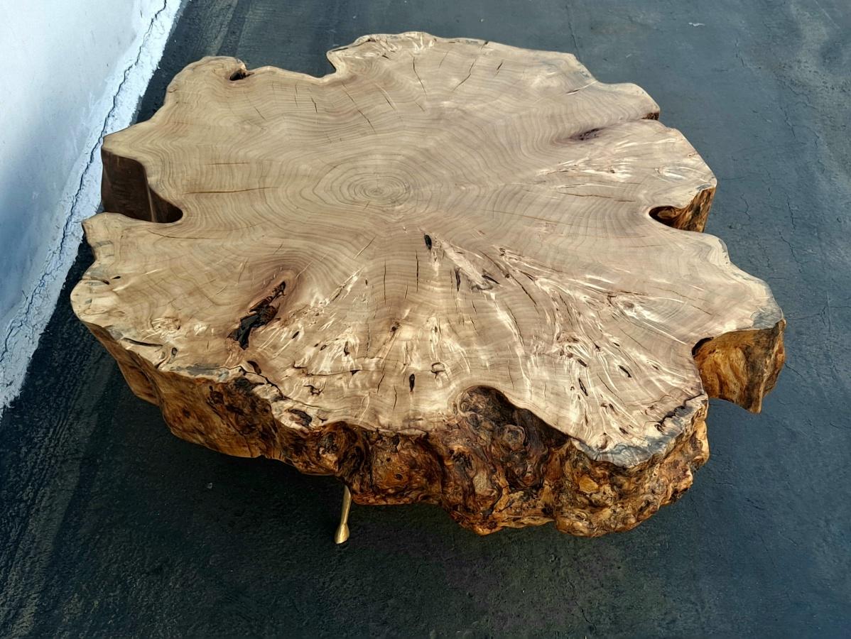Gimo Fero Italian artist create and made a coffee table inspired by George Nakashima, wood is from fallen or saw long ago trees. Even new constructed may have some irregularities such is variation in grain and some knots slight cracks and large