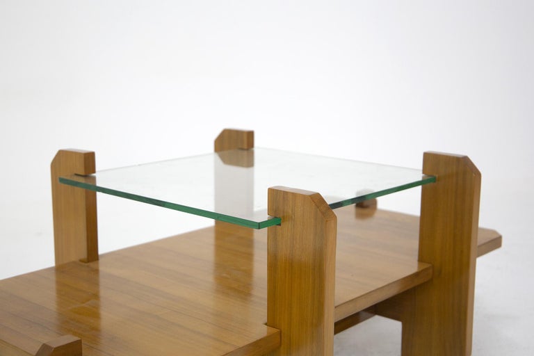 Italian Coffee Table by Vittorio Gregotti in Glass and Wood For Sale 2