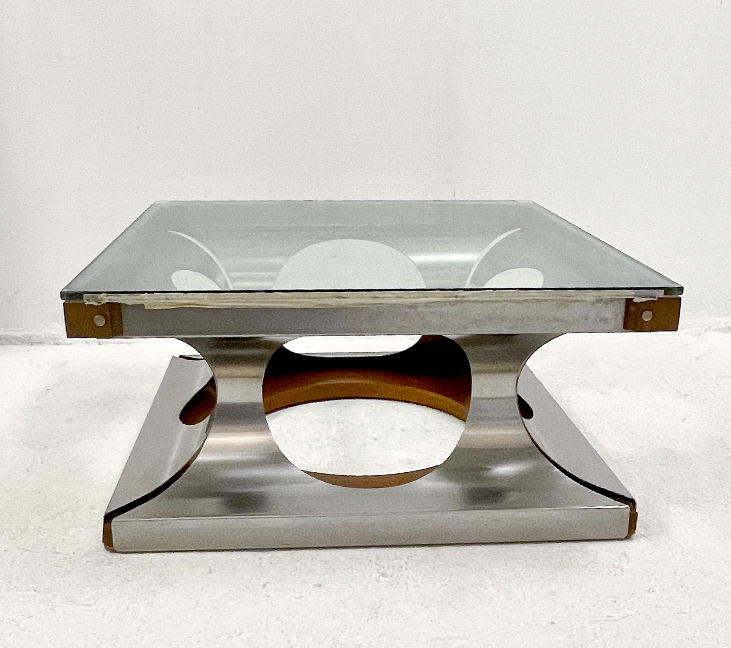 Italian Coffee Table, Glass and Steel and Wood, 1970s For Sale 1
