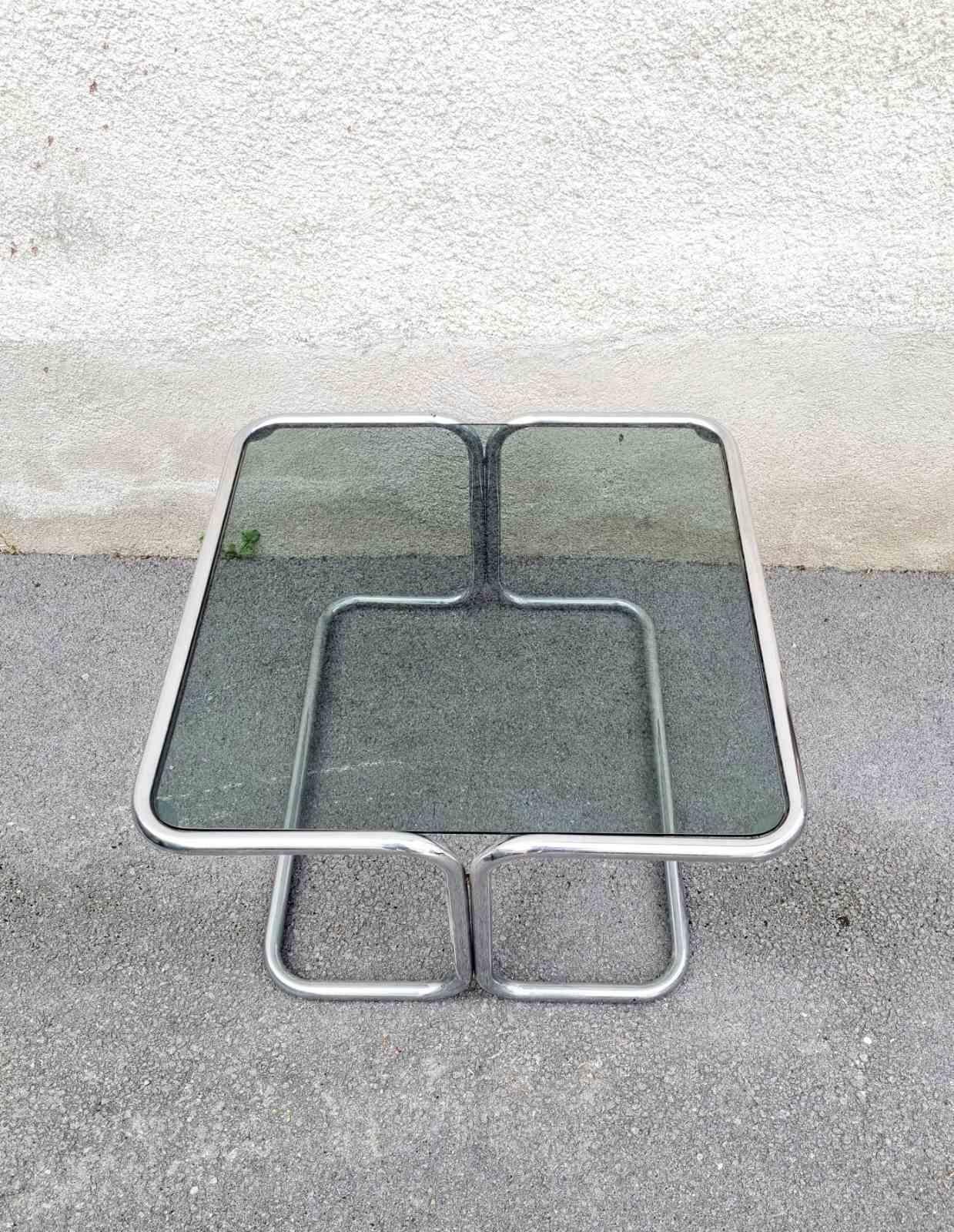 Steel Italian Coffee Table in Bauhaus Style, Italy 60s For Sale
