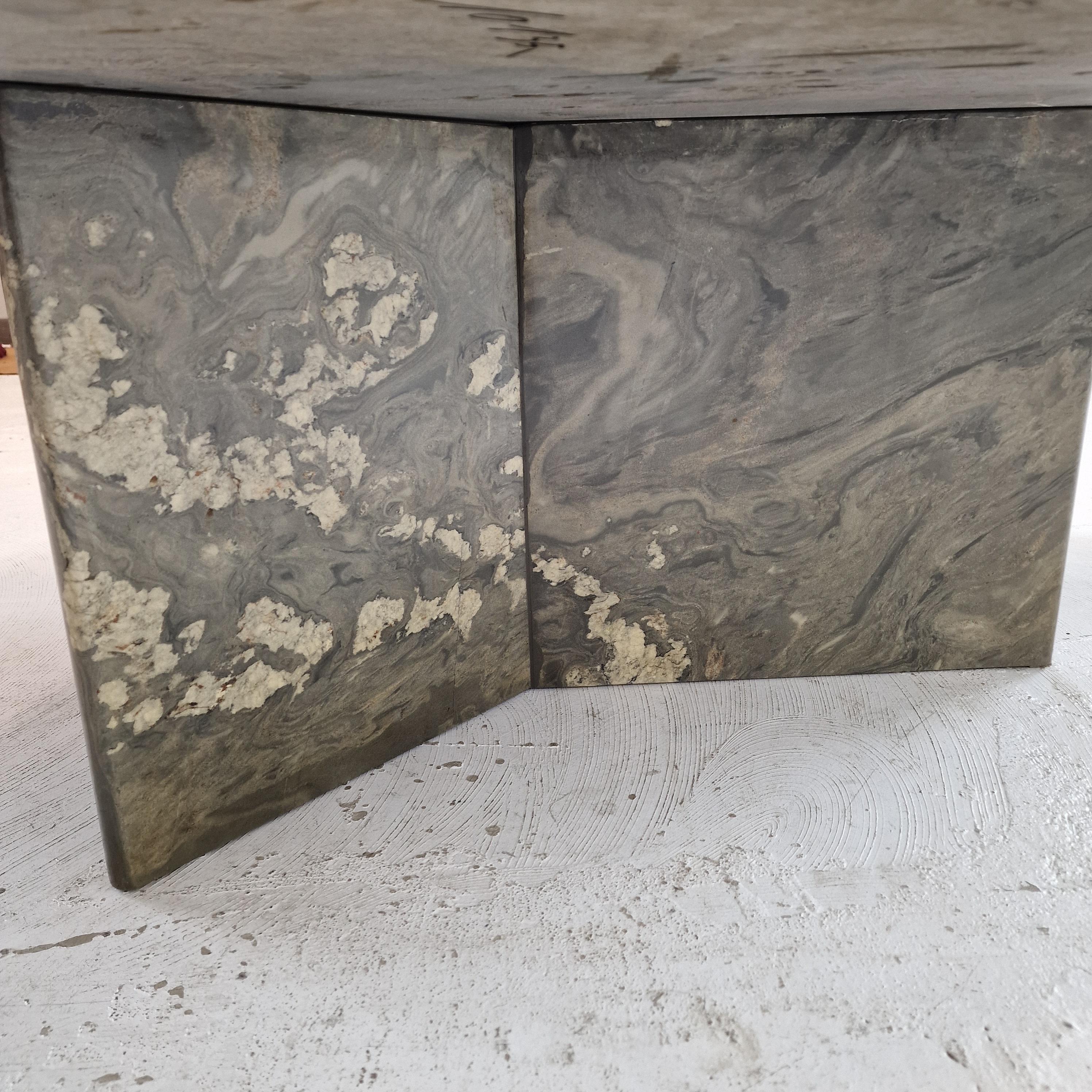 Italian Coffee Table in Granite, 1980s For Sale 9