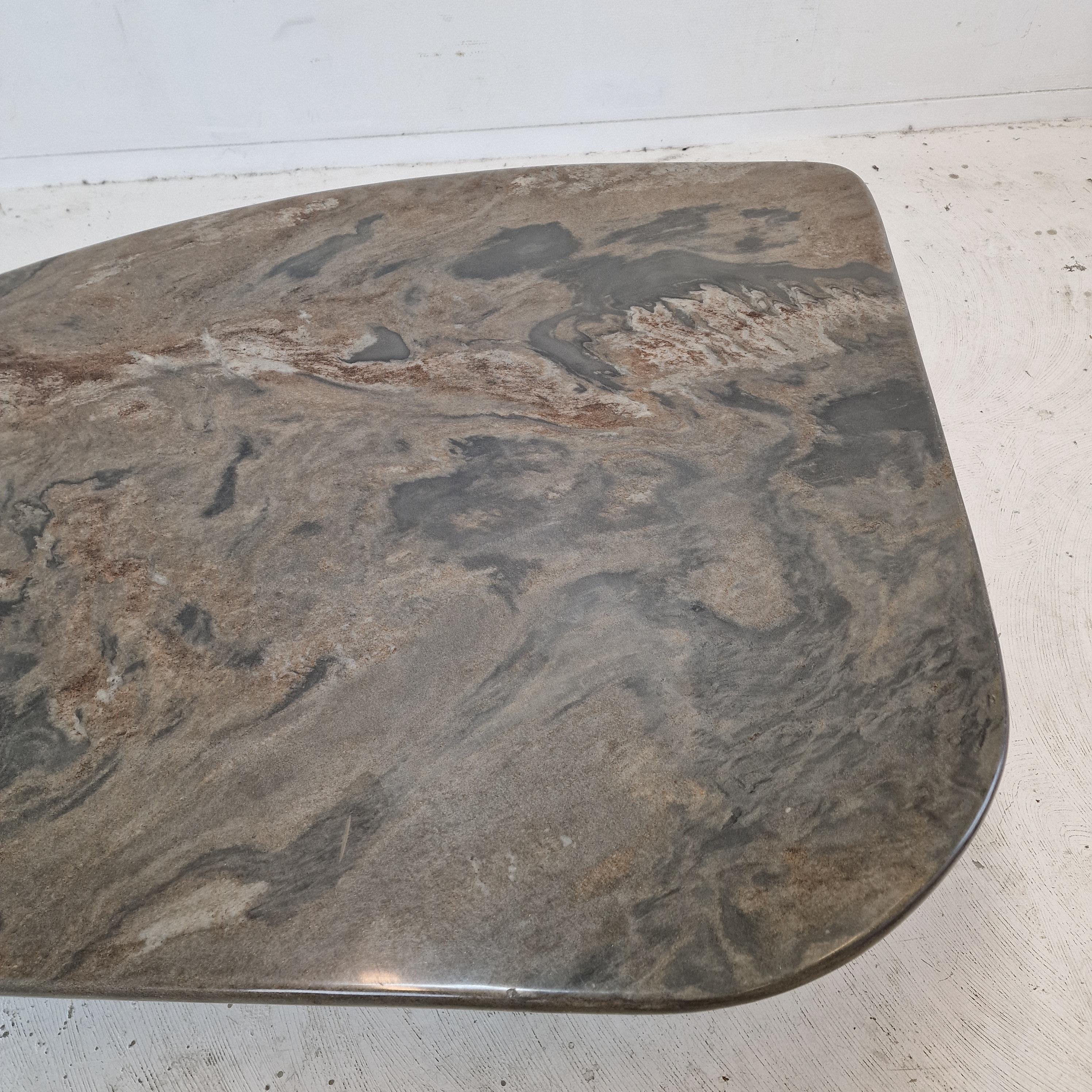 Italian Coffee Table in Granite, 1980s For Sale 13