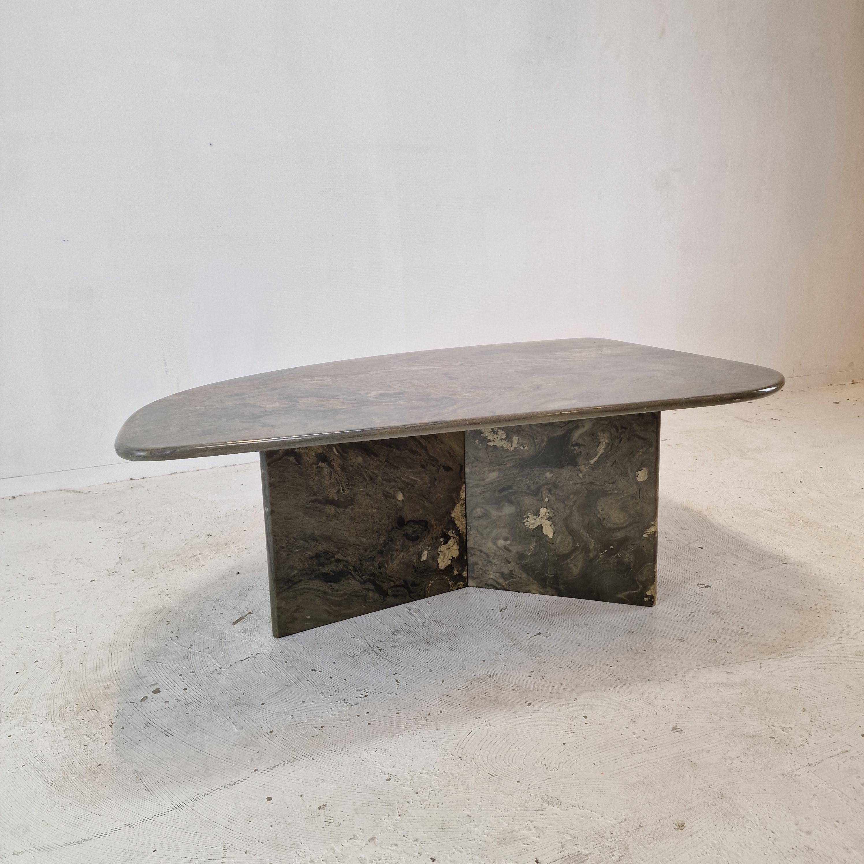 Italian Coffee Table in Granite, 1980s 1