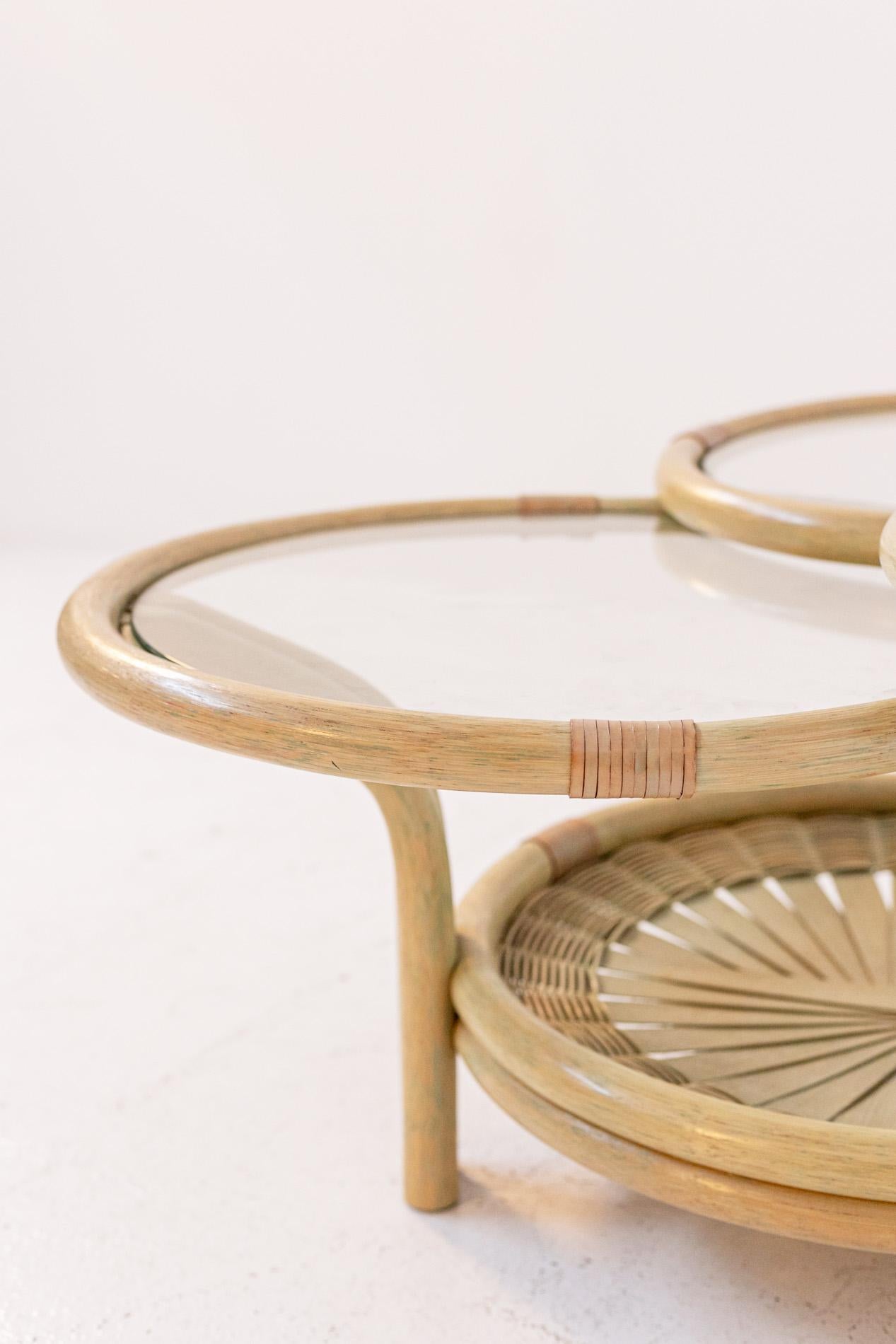 Italian Coffee Table in Rattan and Glass with Three Risers 5