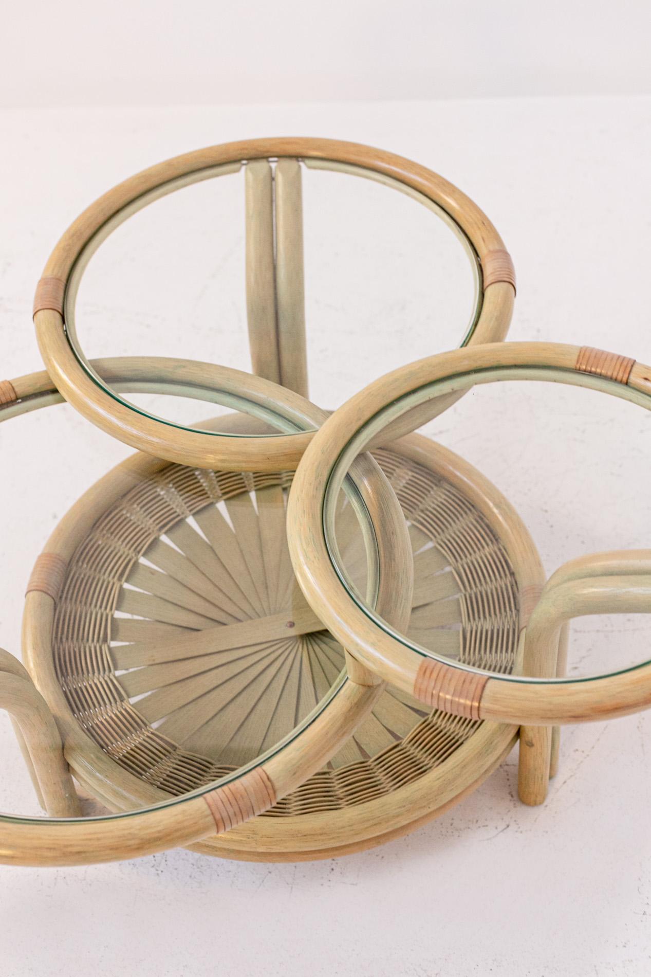 Italian Coffee Table in Rattan and Glass with Three Risers 11