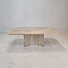 Italian Coffee Table in Travertine, 1980s