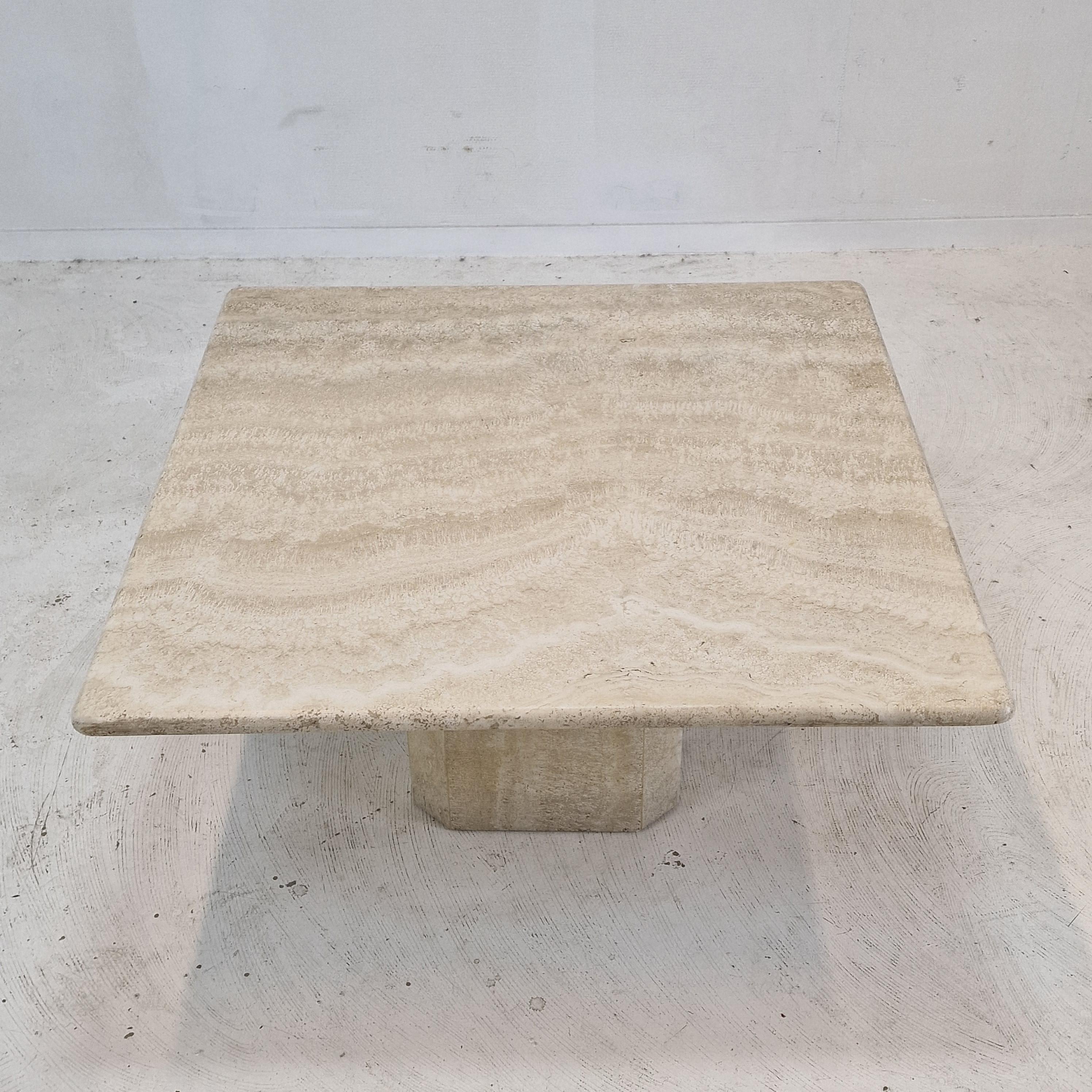 Late 20th Century Italian Coffee Table in Travertine, 1980s For Sale