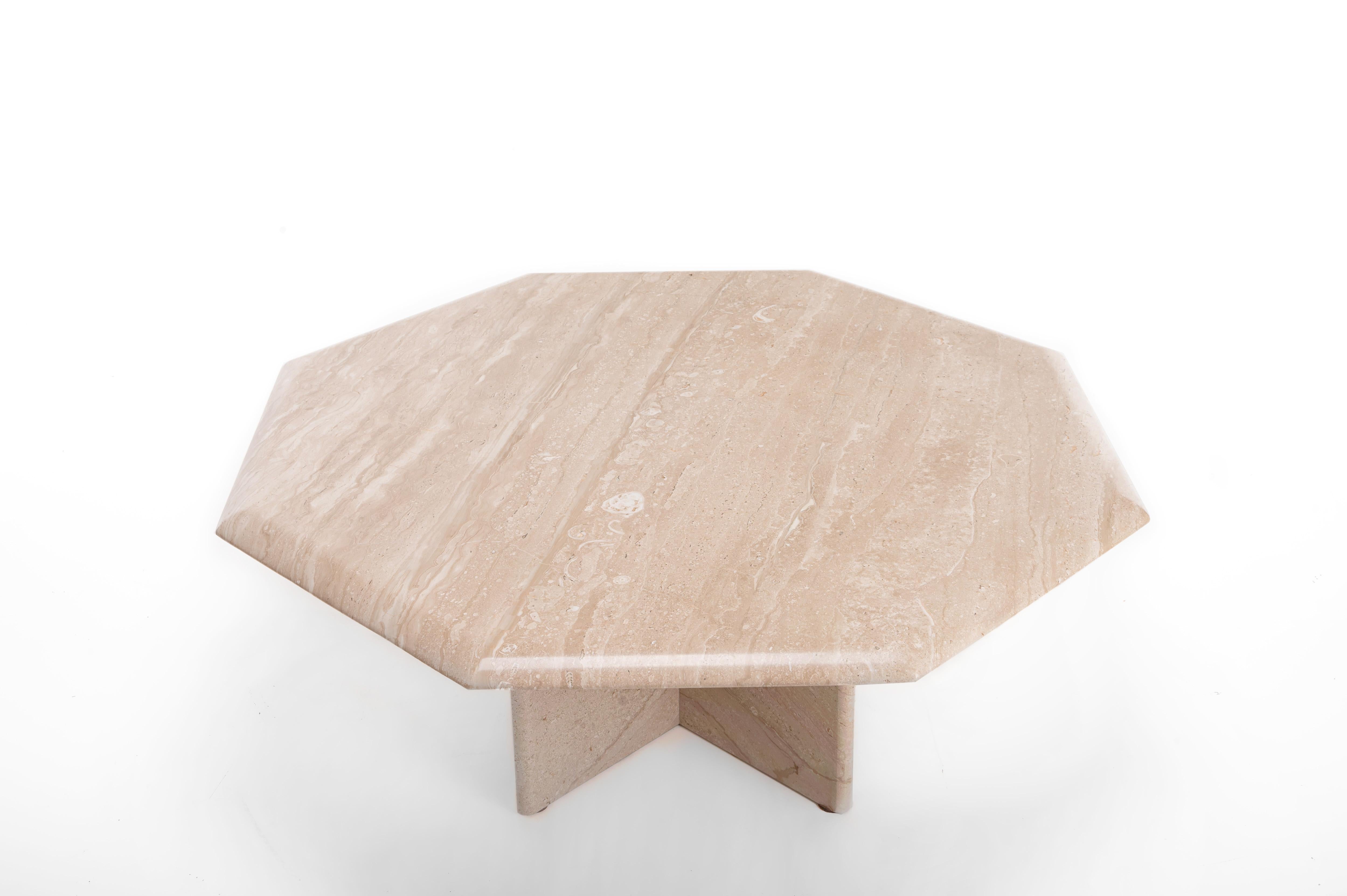 Table basse italienne en travertin avec fossiles Bon état - En vente à Ranst, VAN