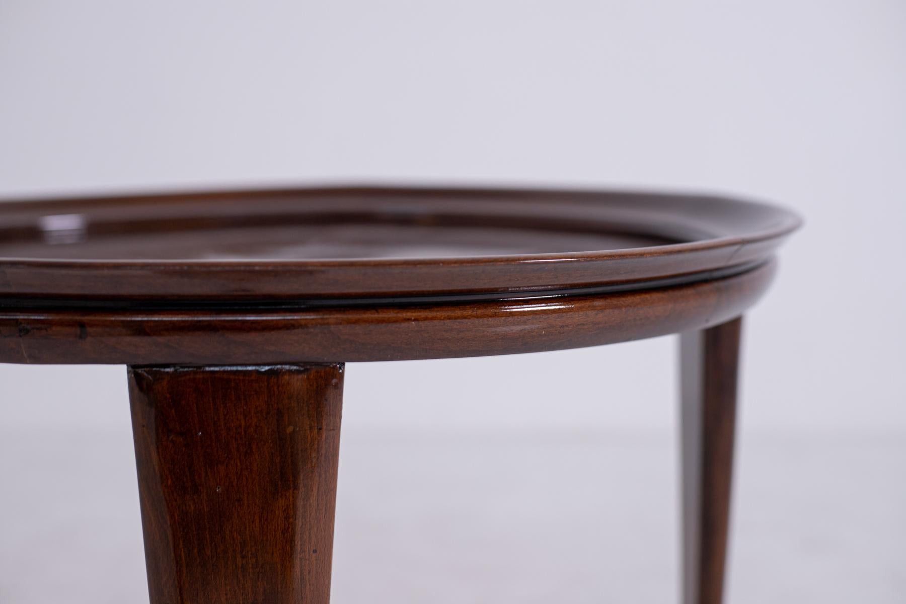 Italian Coffee Table in Walnut, Restored 1950s 6