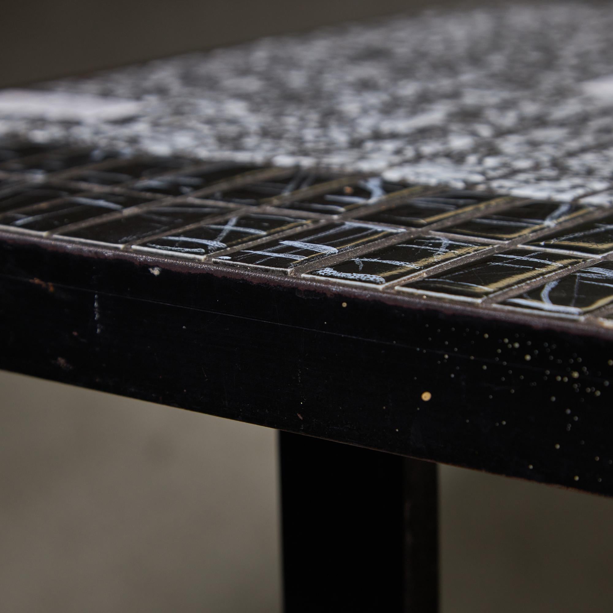 Italian Coffee Table on Flat Metal Frame with Black and White Mosaic Top, 1980s For Sale 2